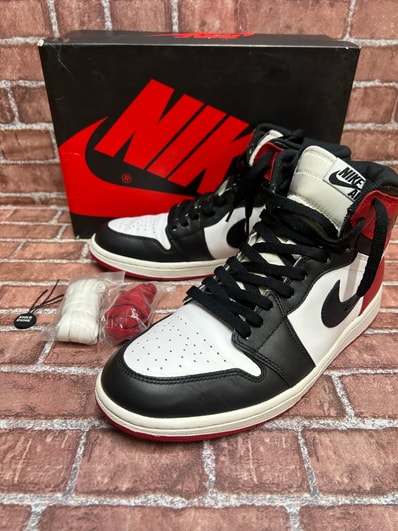 Nike Air Jordan 1 Retro High OG "Bred Toe"