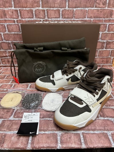 Travis Scott × Nike Jordan Jumpman Jack TR "Sail and Dark Mocha"