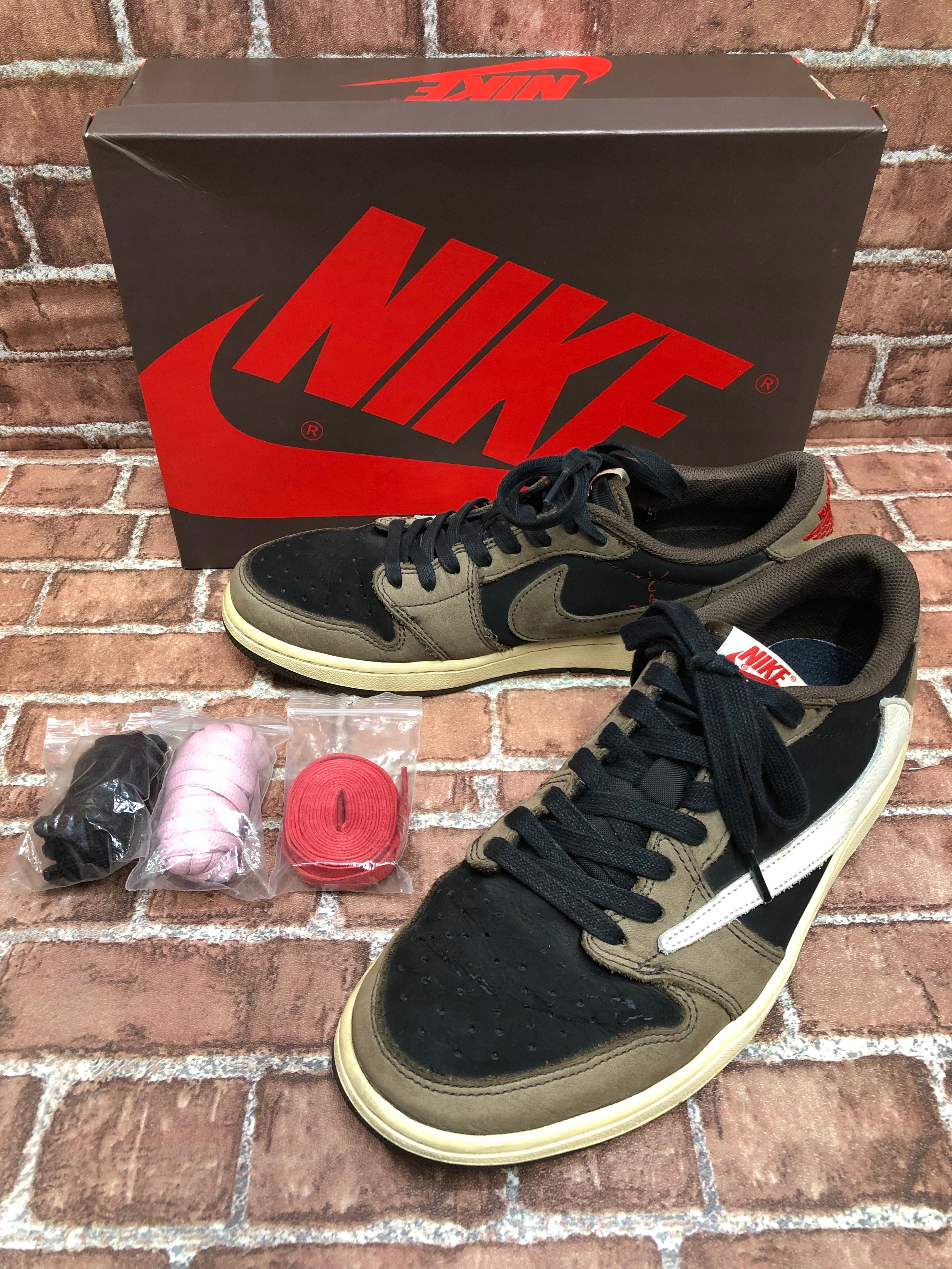 Travis Scott × Nike Air Jordan 1 Low OG SP-T  "Black/Dark Mocha"