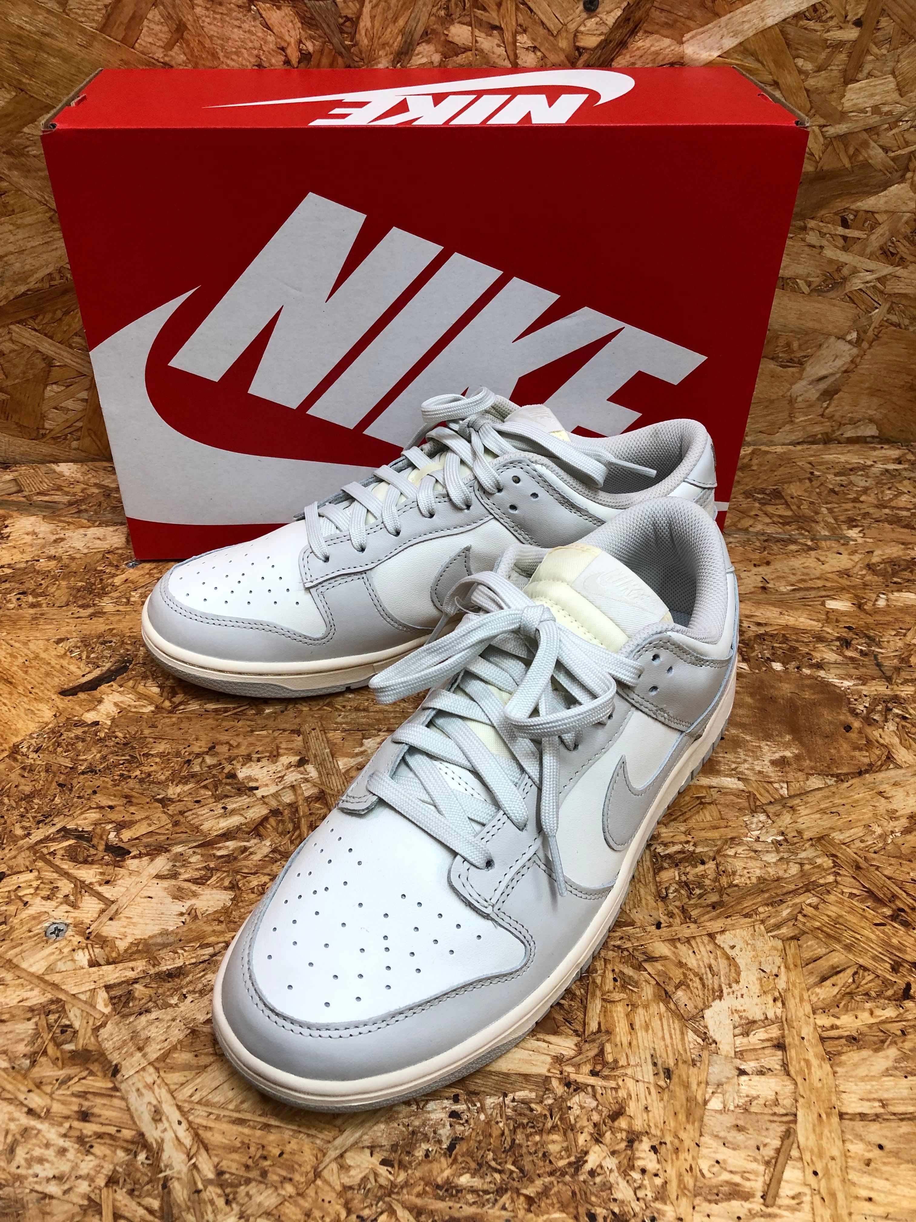 Nike Women's Dunk Low "Light Bone"