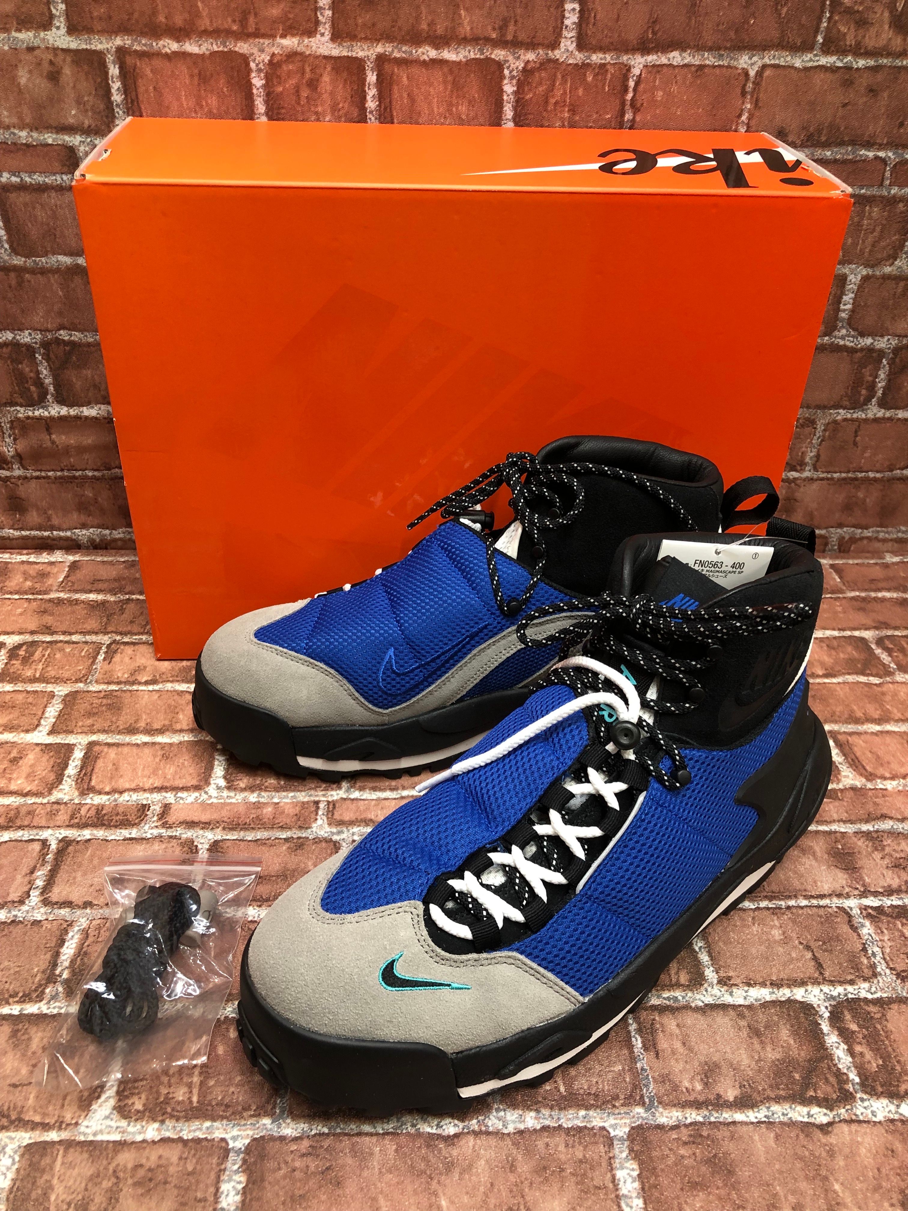 sacai × Nike Magmascape "Varsity Royal"