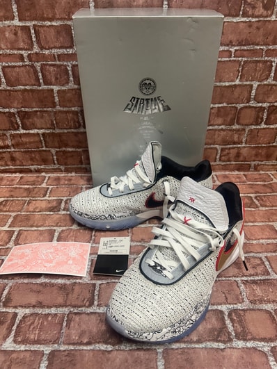 Nike Lebron 20 "White/Black/University Red/metallic Gold"