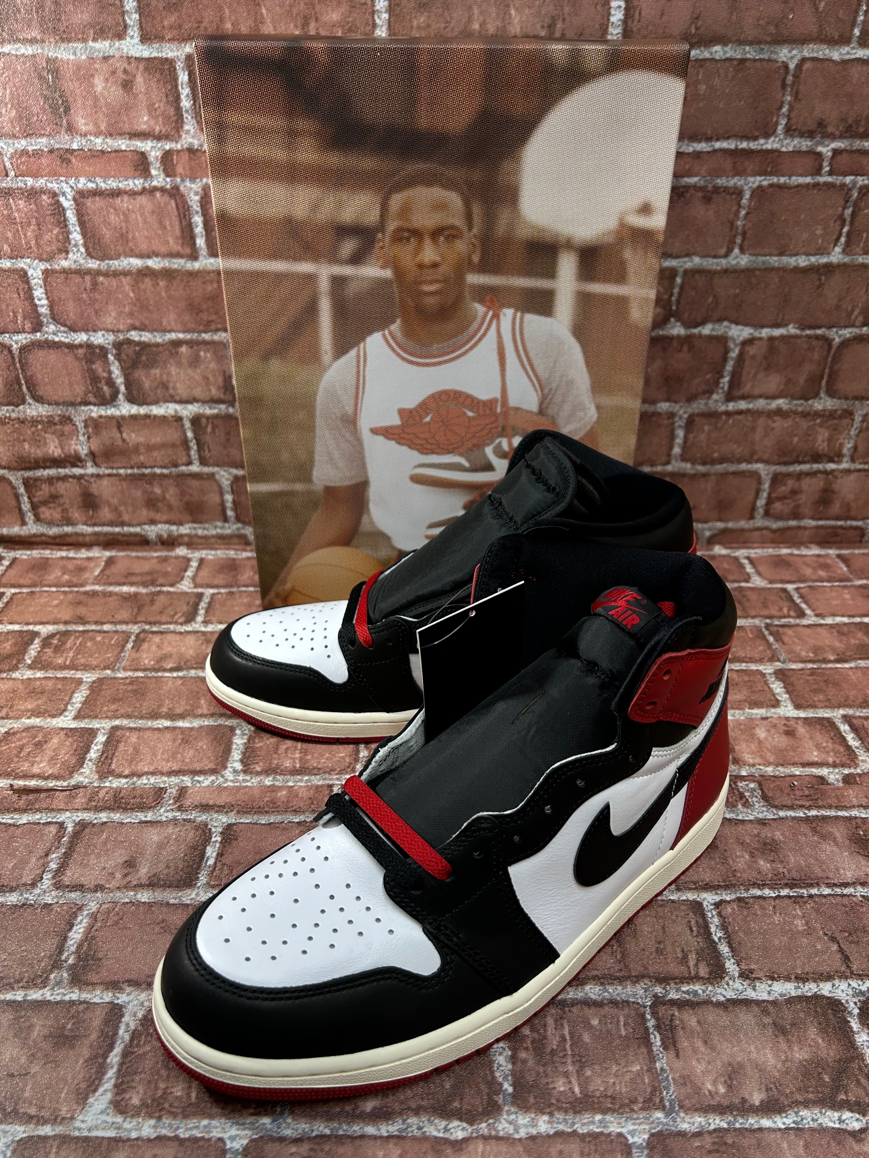 Nike Air Jordan 1 Retro High OG "Black Toe Reimagined"