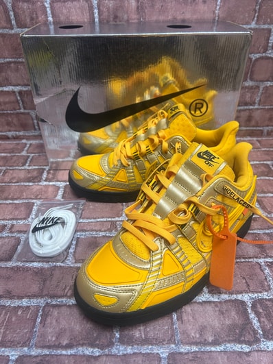 Off-White × Nike Air Rubber Dunk "University Gold"
