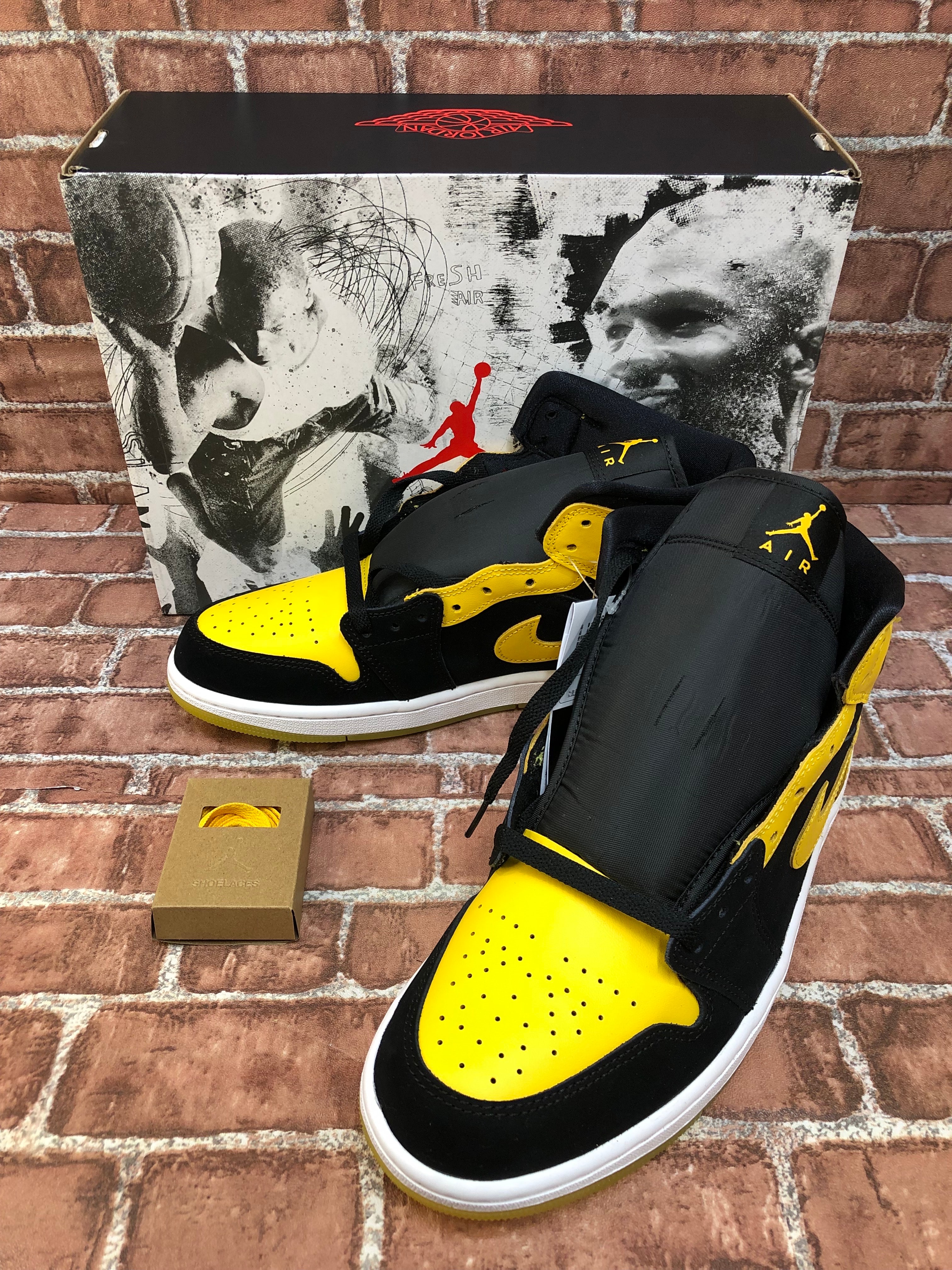 Nike Air Jordan 1 Mid SE "New Love" (2025)