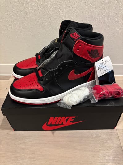 Nike Air Jordan 1 Retro High OG "Bred/Banned"