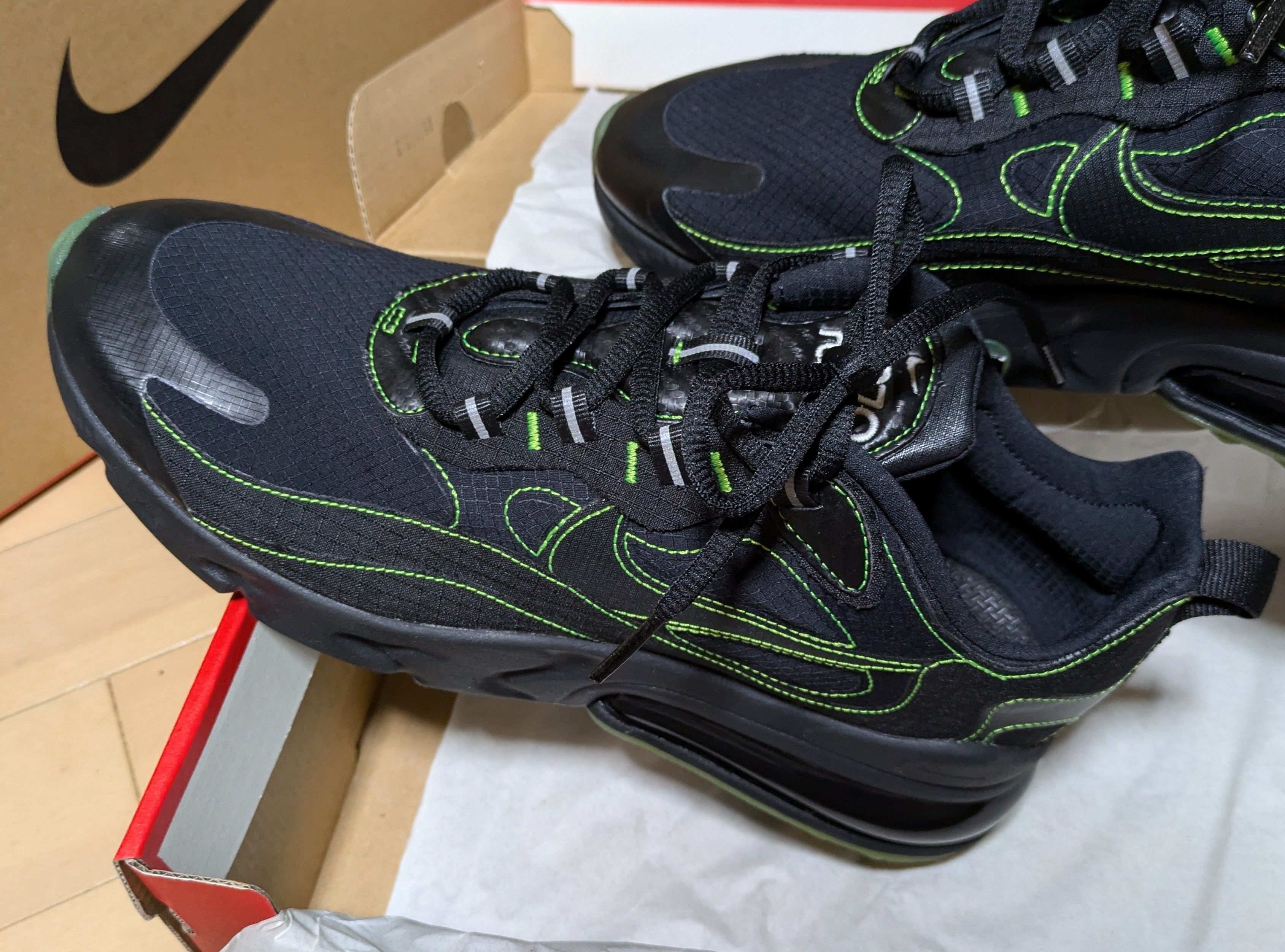 NIKE AIR MAX 270 REACT "BLACK ELECTRIC GREEN"