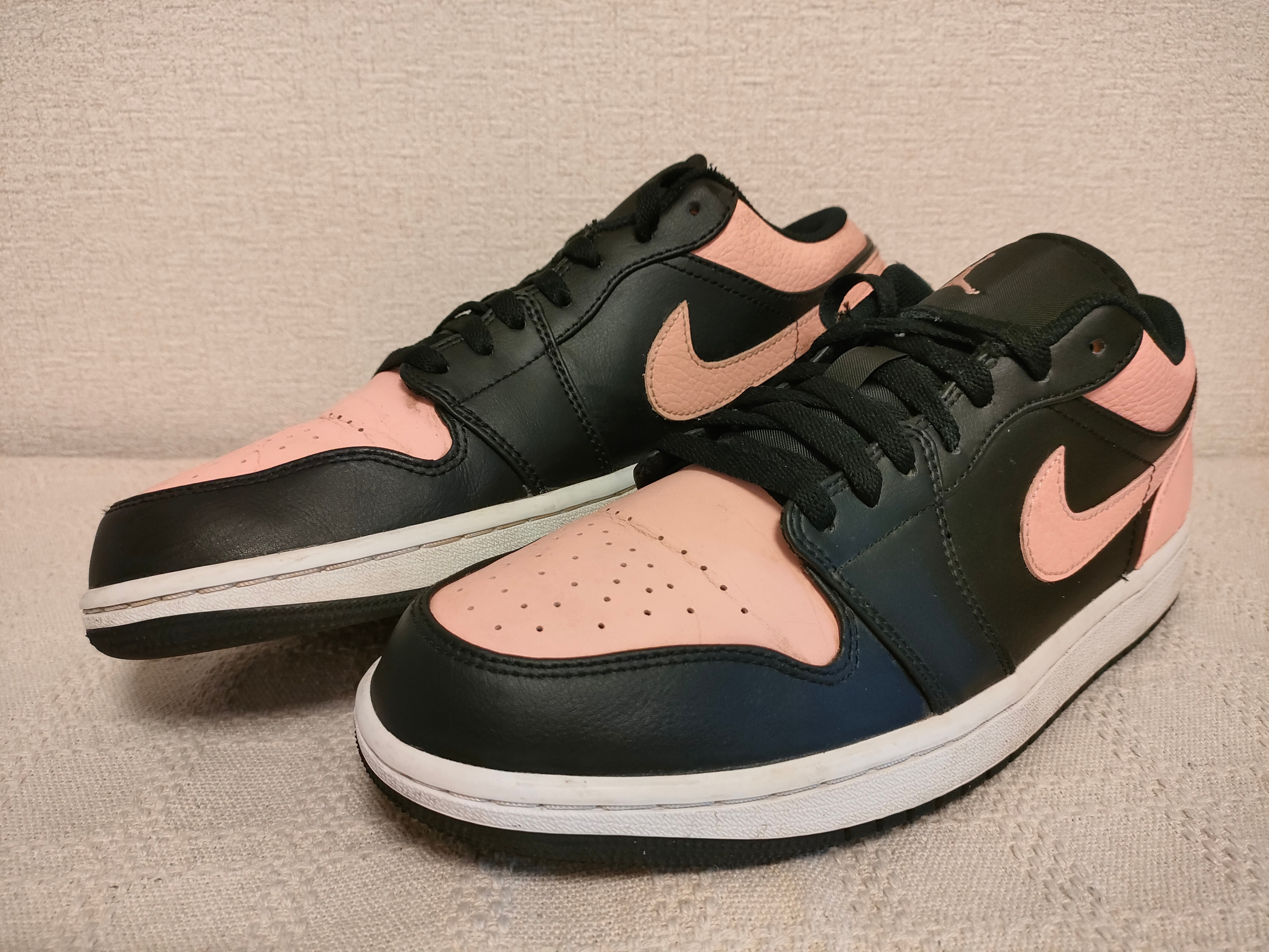 Nike Air Jordan 1 Low "Crimson Tint"