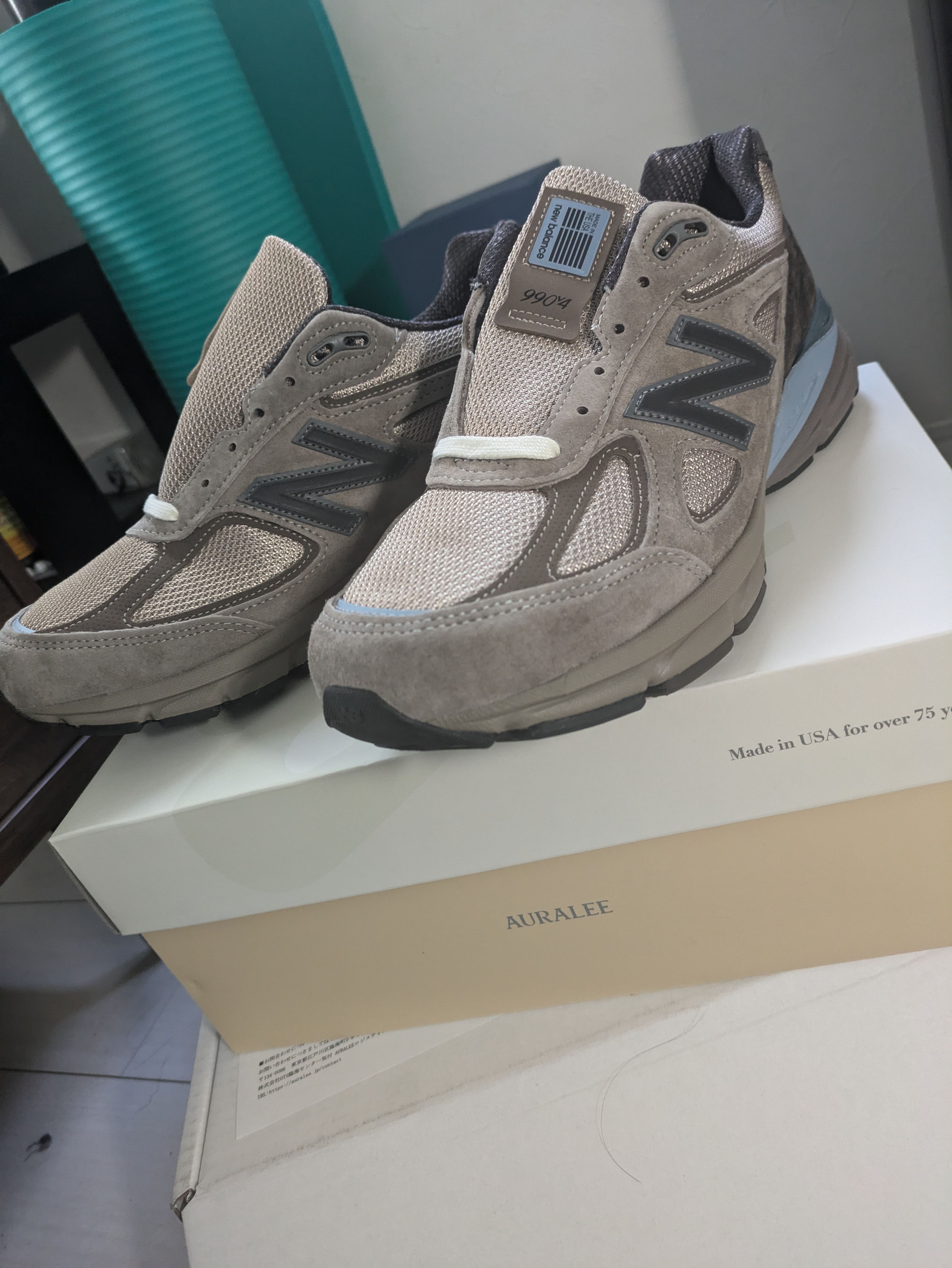 AURALEE × New Balance 990V4 "Taupe"
