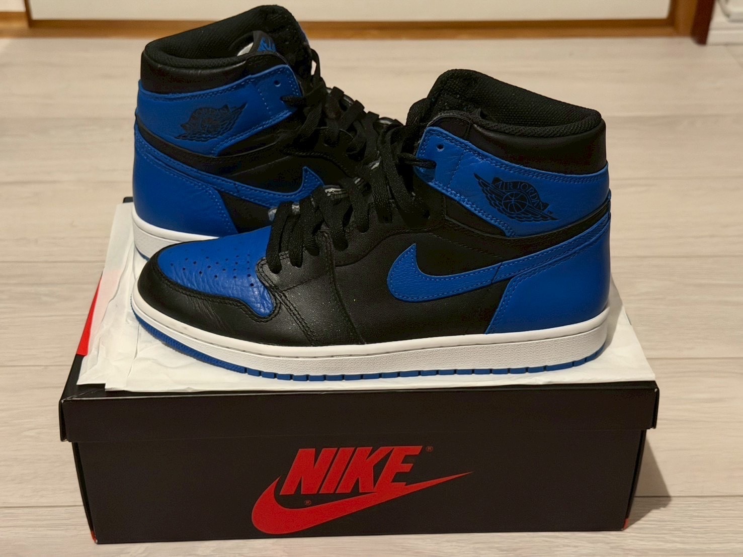 Nike Air Jordan 1 Retro High OG "Royal" (2017)