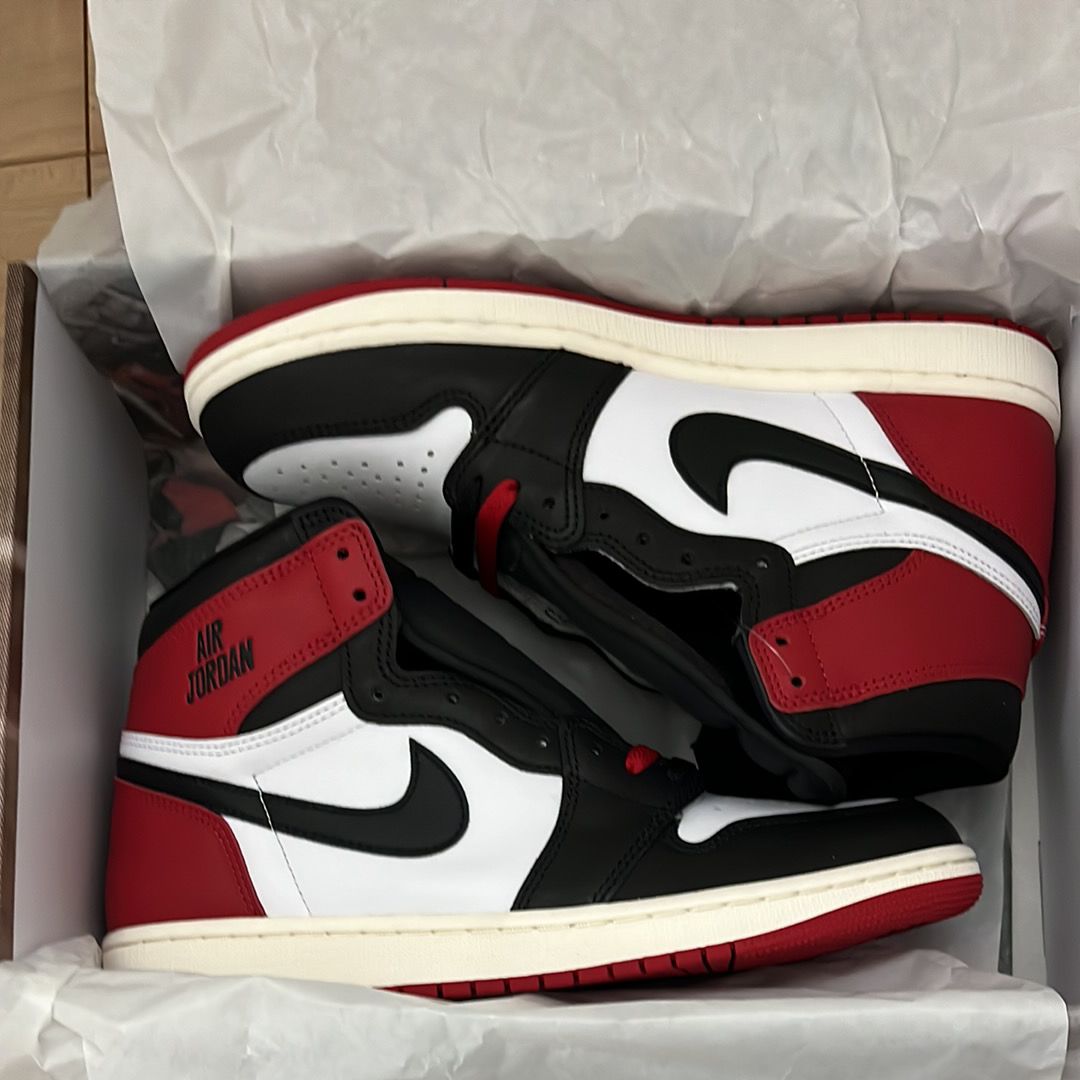 Nike Air Jordan 1 Retro High OG "Black Toe Reimagined"