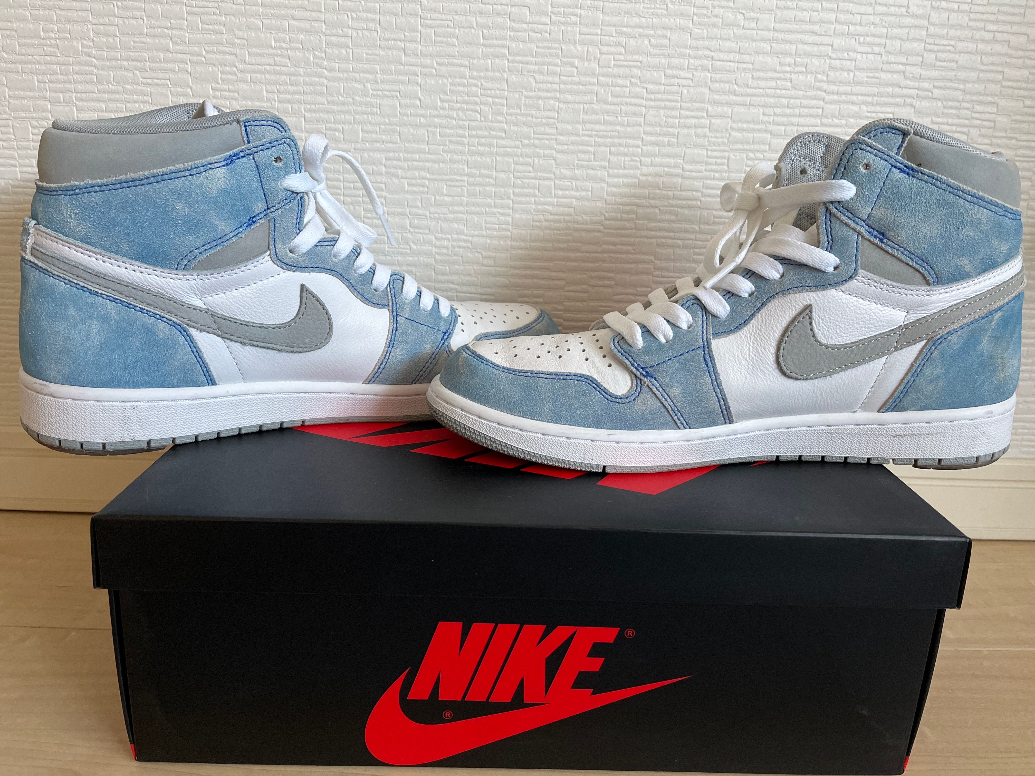 Nike Air Jordan 1 High OG "Hyper Royal"