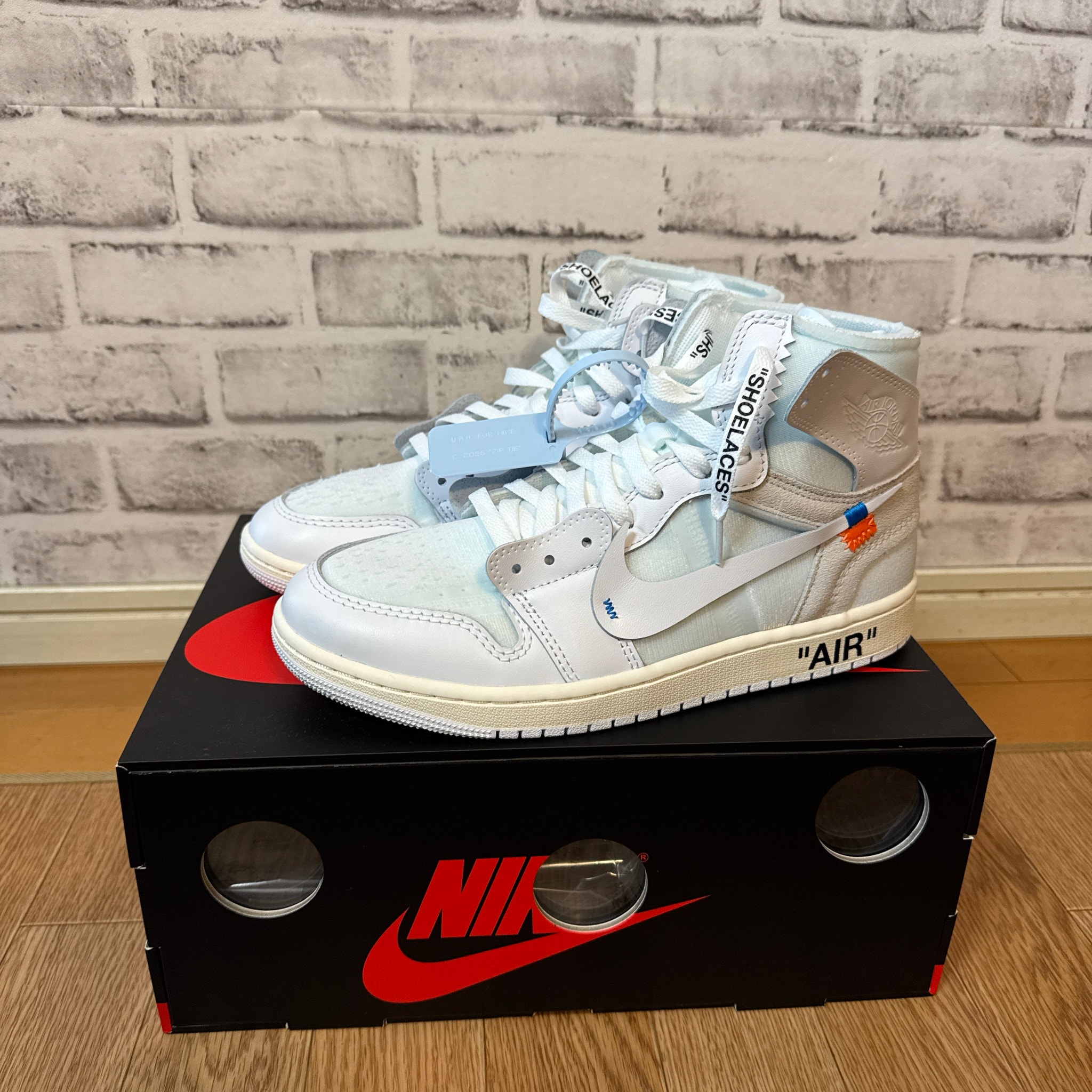 Virgil Abloh Archive (V.A.A.) × Nike Air Jordan 1 Retro High OG "Alaska"