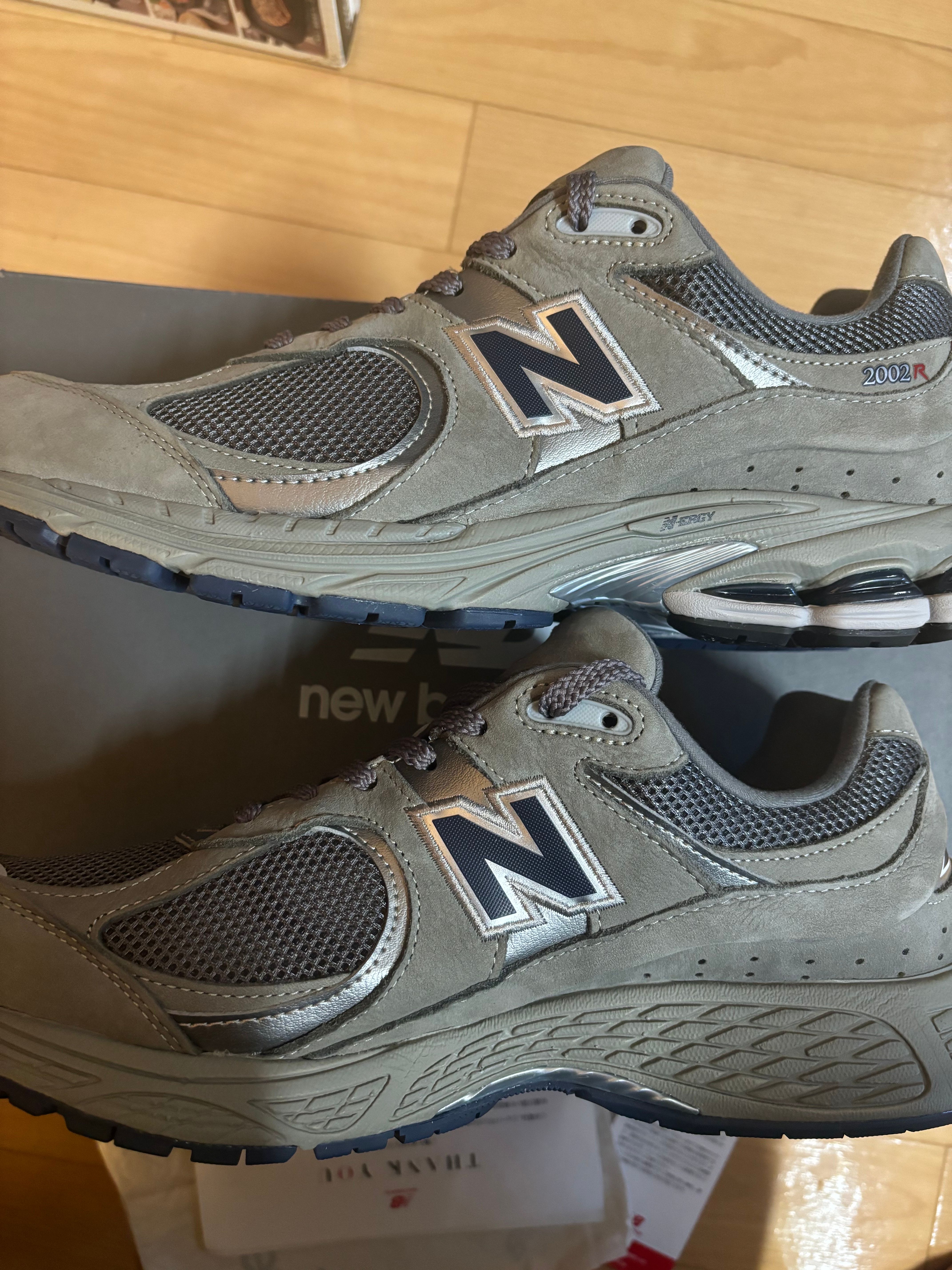 New Balance 2002R "Gray"