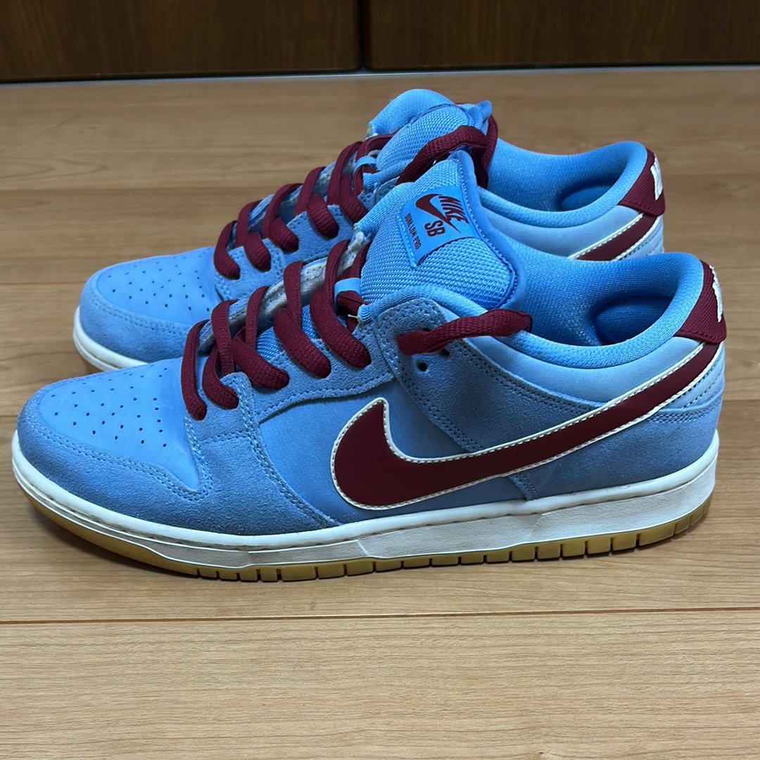 Nike SB Dunk Low Pro "Philadelphia Phillies/Valor Blue and Team Maroon"