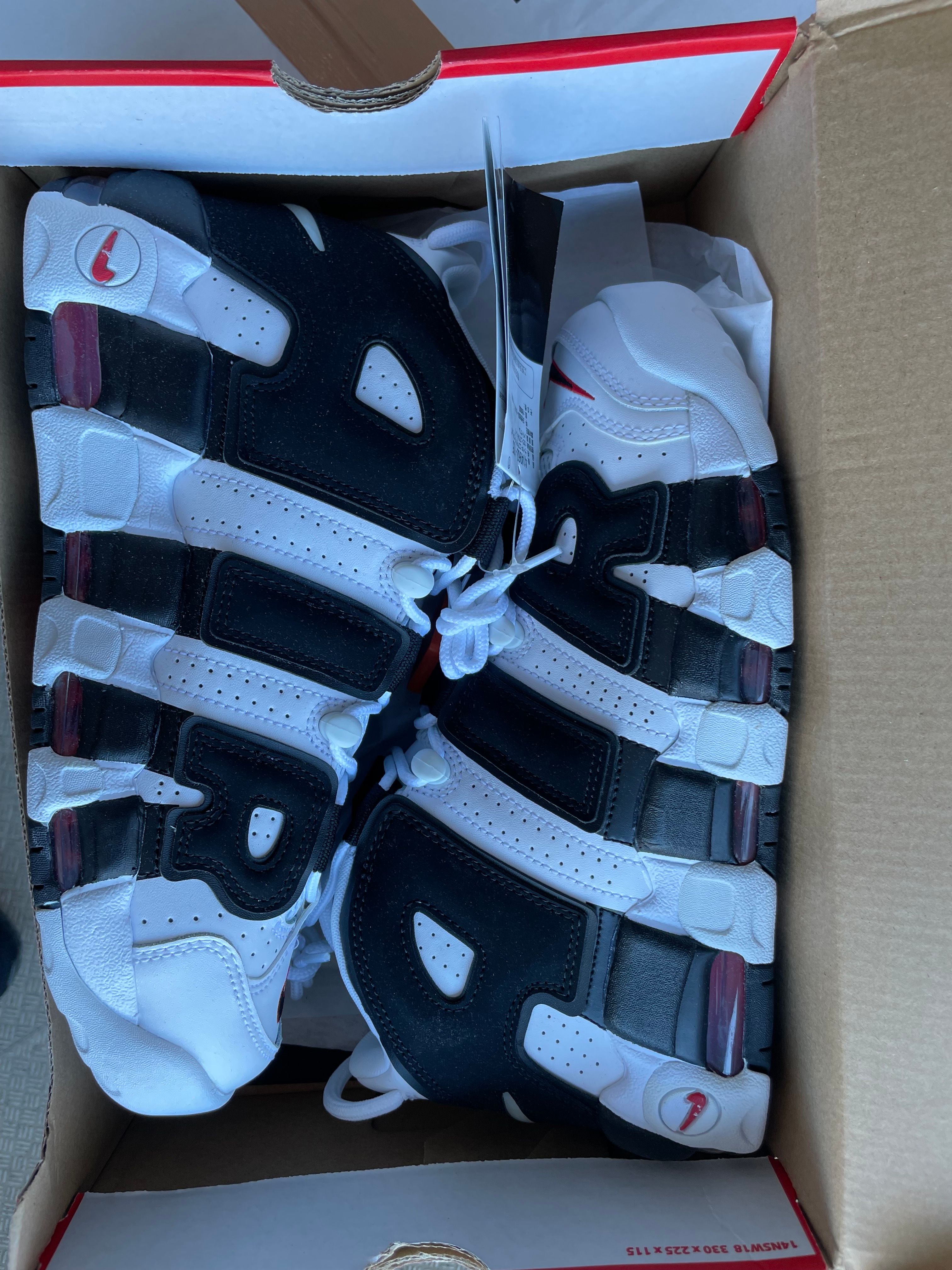 NIKE AIR MORE UPTEMPO "WHITE/BLACK/UNIVERSITY RED"(2020)