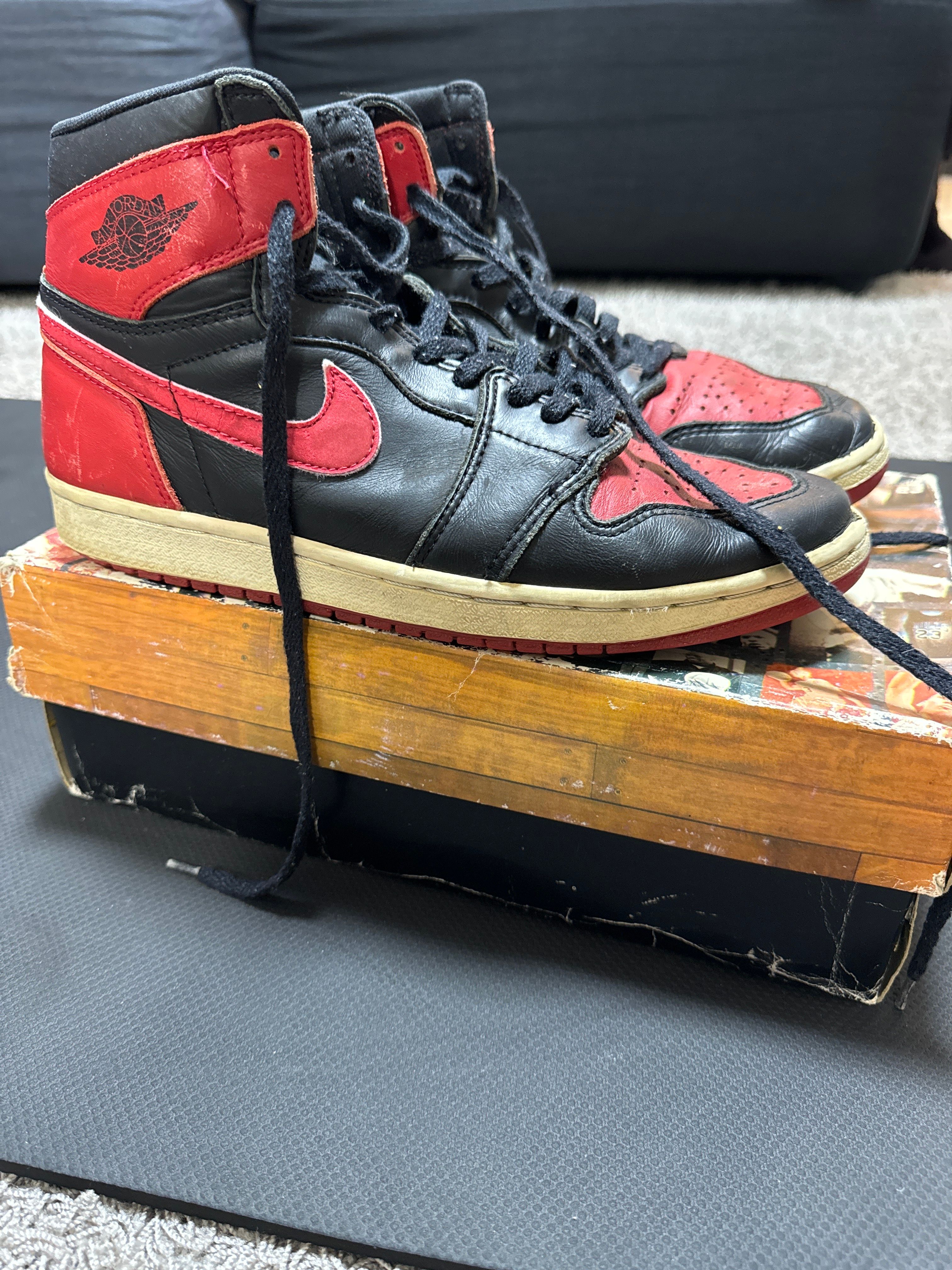 Nike Air Jordan 1 High "Bred" (1994)