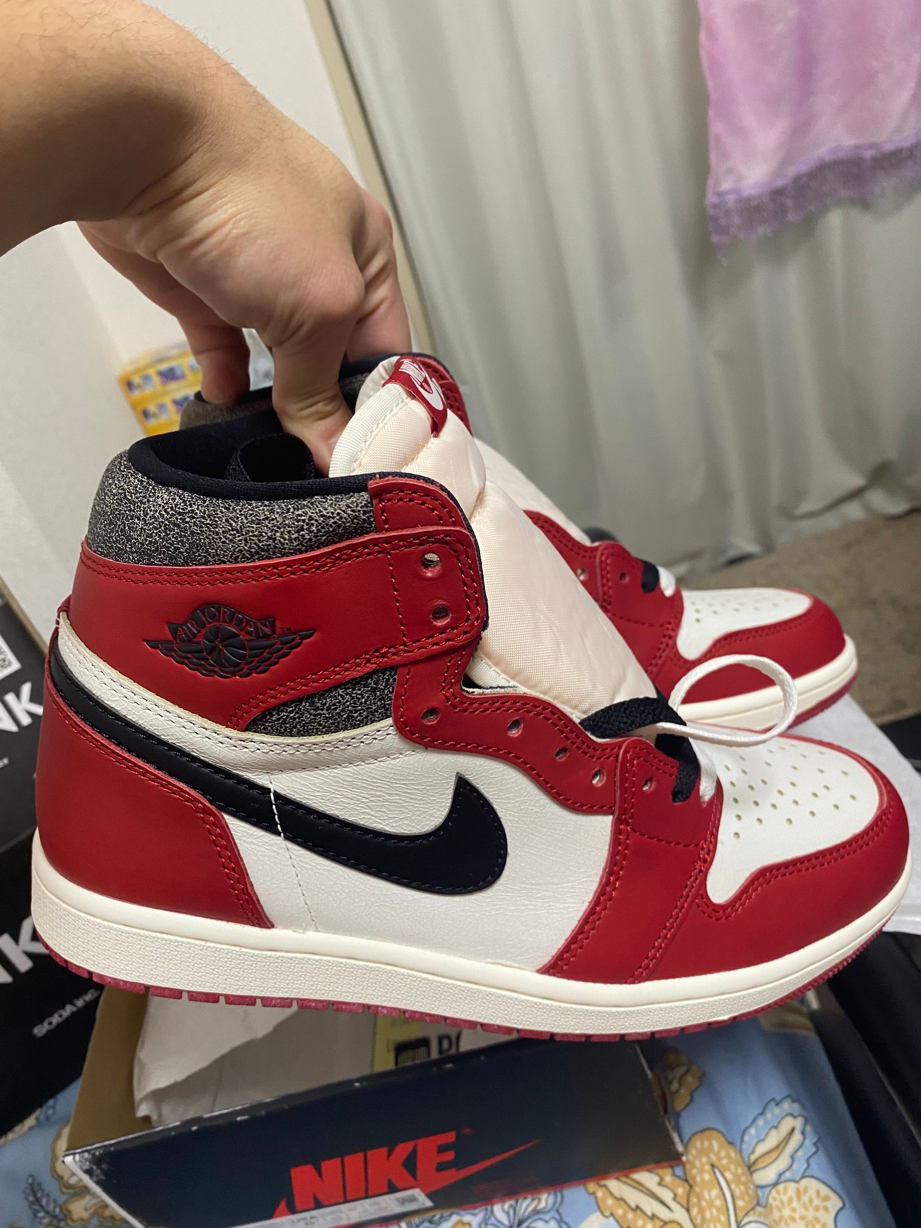 Nike Air Jordan 1 High OG "Lost & Found/Chicago"