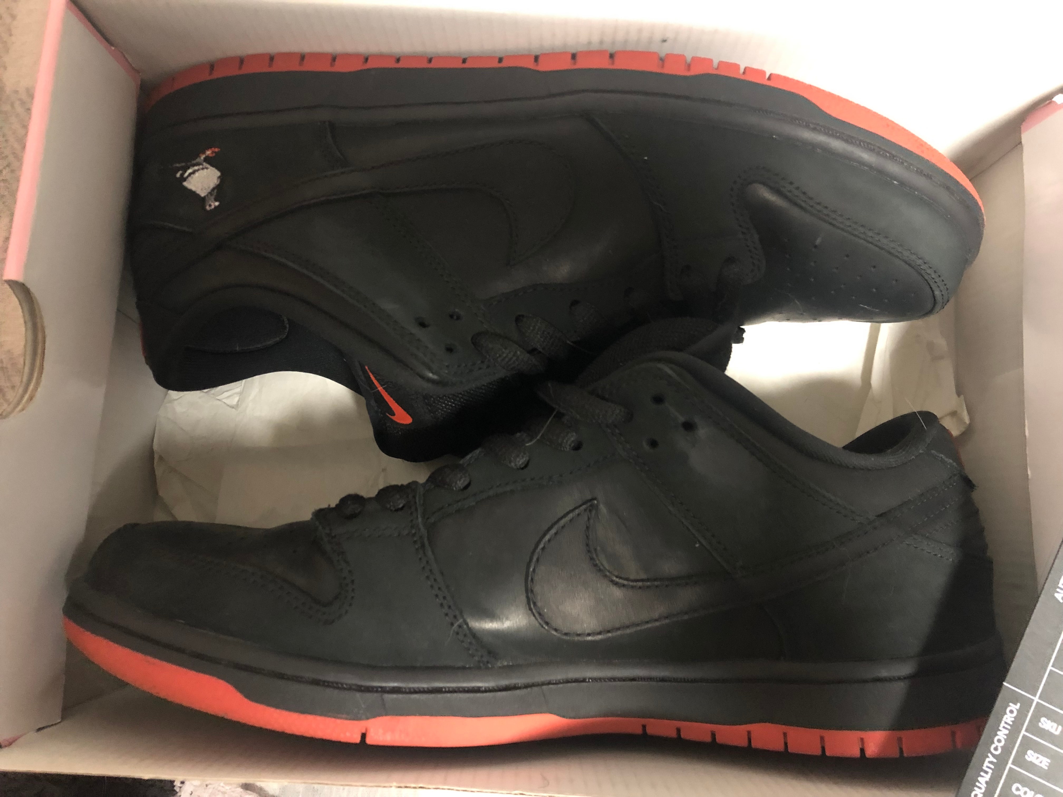 Nike SB Dunk Low TRD QS "Black Pigeon"