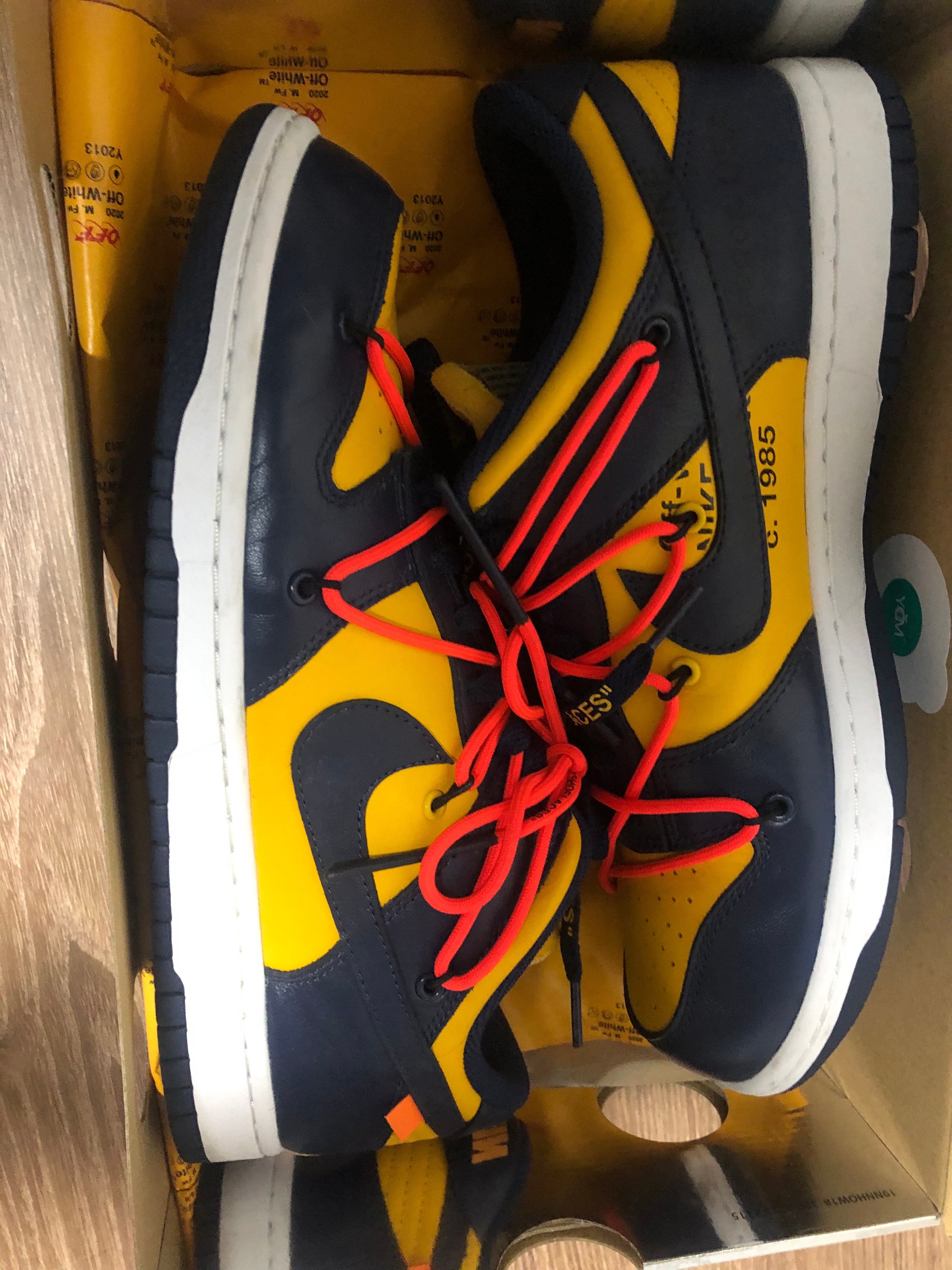 Off-White × Nike Dunk Low LTHR "University Gold/Midnight Navy/White"