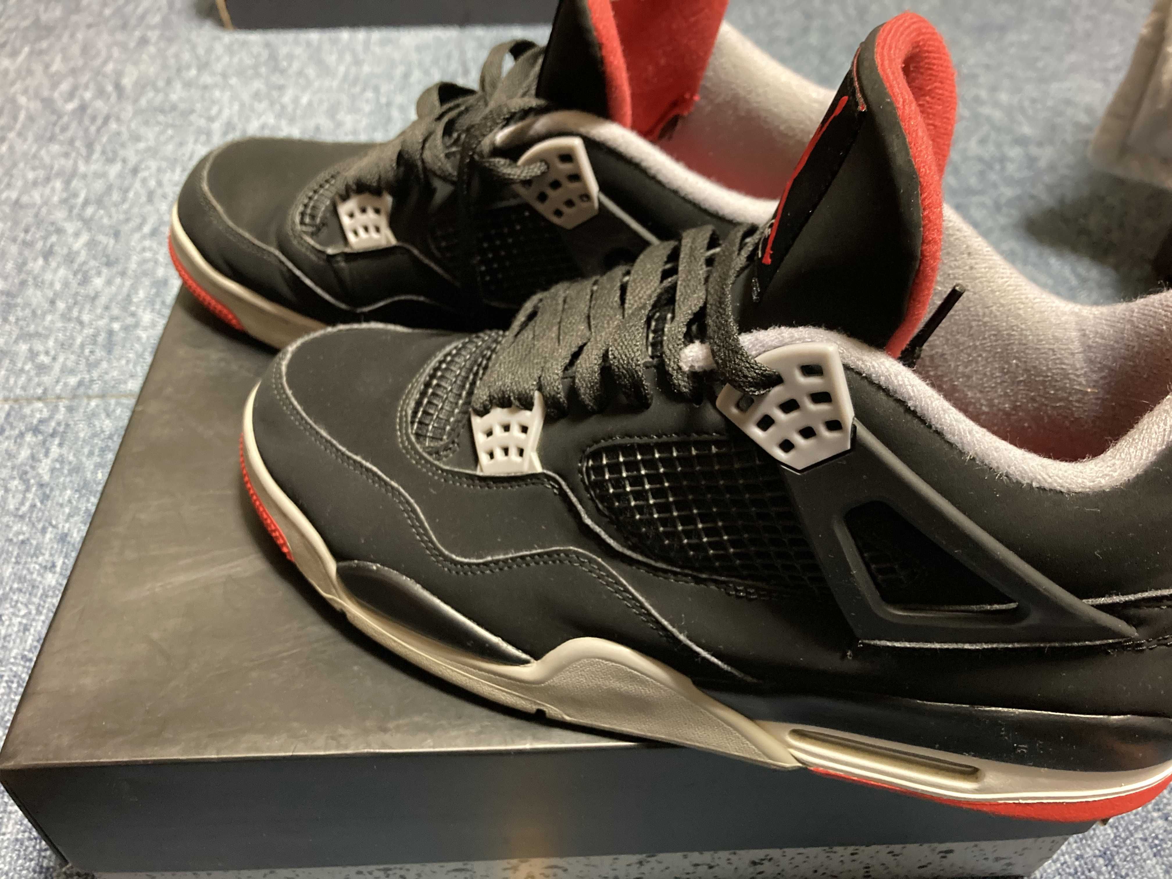 Nike Air Jordan 4 Retro "Bred" (2019)