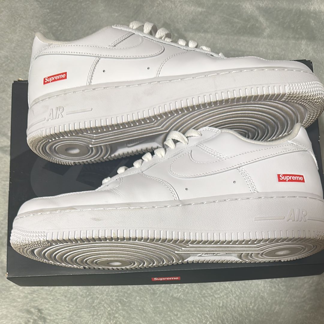 Supreme × Nike Air Force 1 Low "White"
