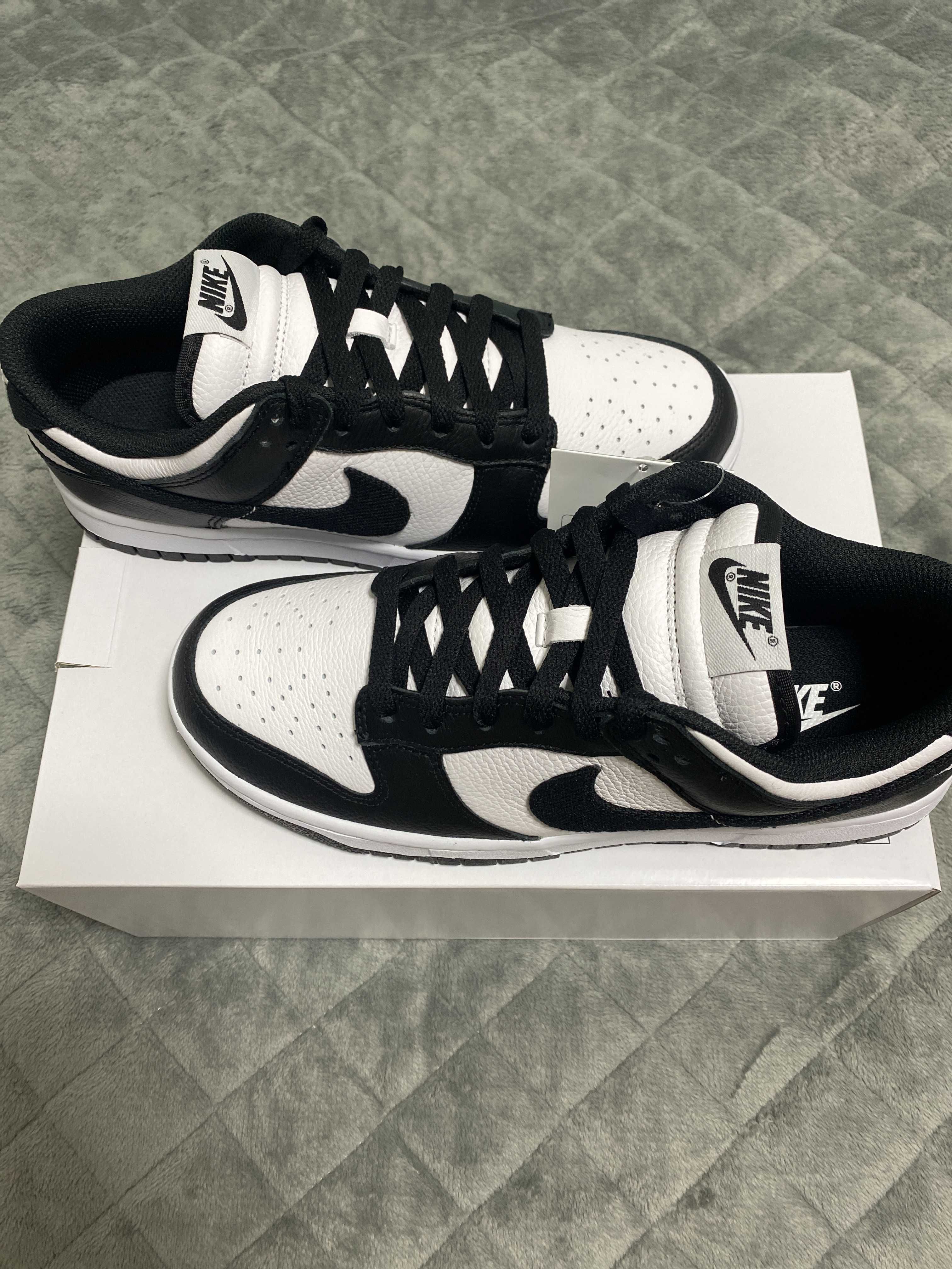 Nike Dunk Low Retro "Panda/White/Black"