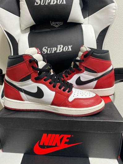 Nike Air Jordan 1 Retro High "Chicago" (2015)