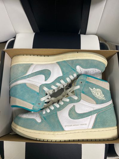 Nike Air Jordan 1 Retro High OG "Turbo Green"