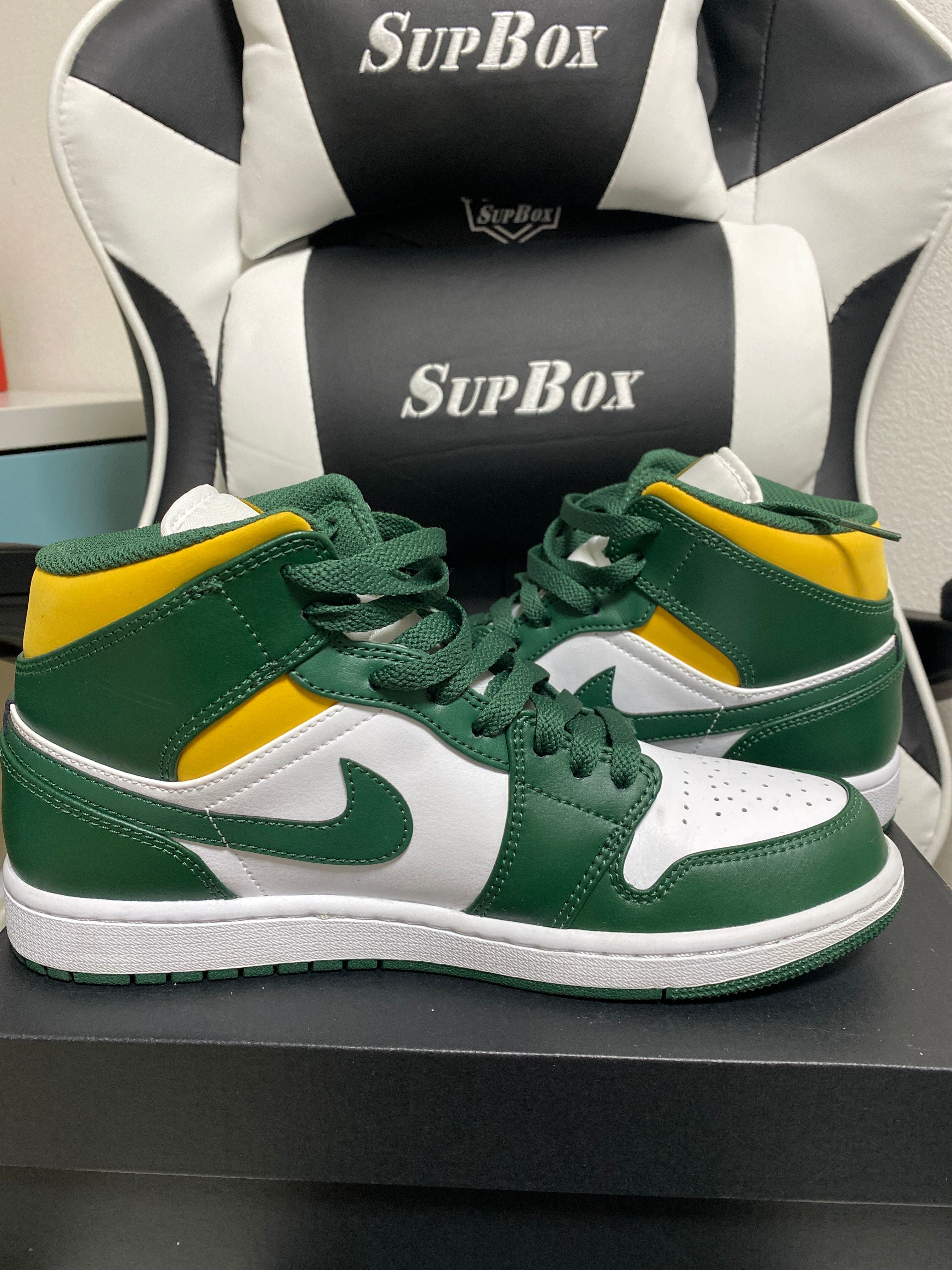 Nike Air Jordan 1 Mid "Seattle Supersonics" 