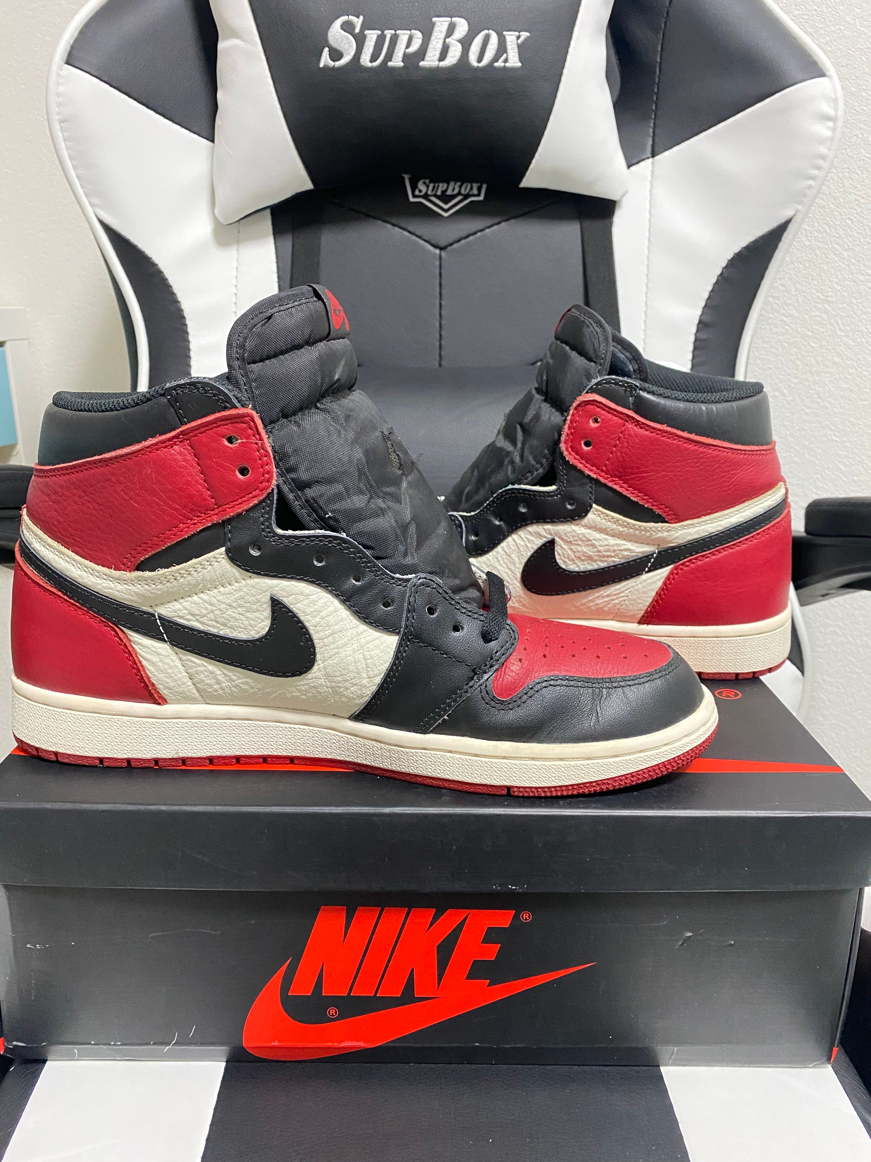 Nike Air Jordan 1 Retro High OG "Bred Toe"
