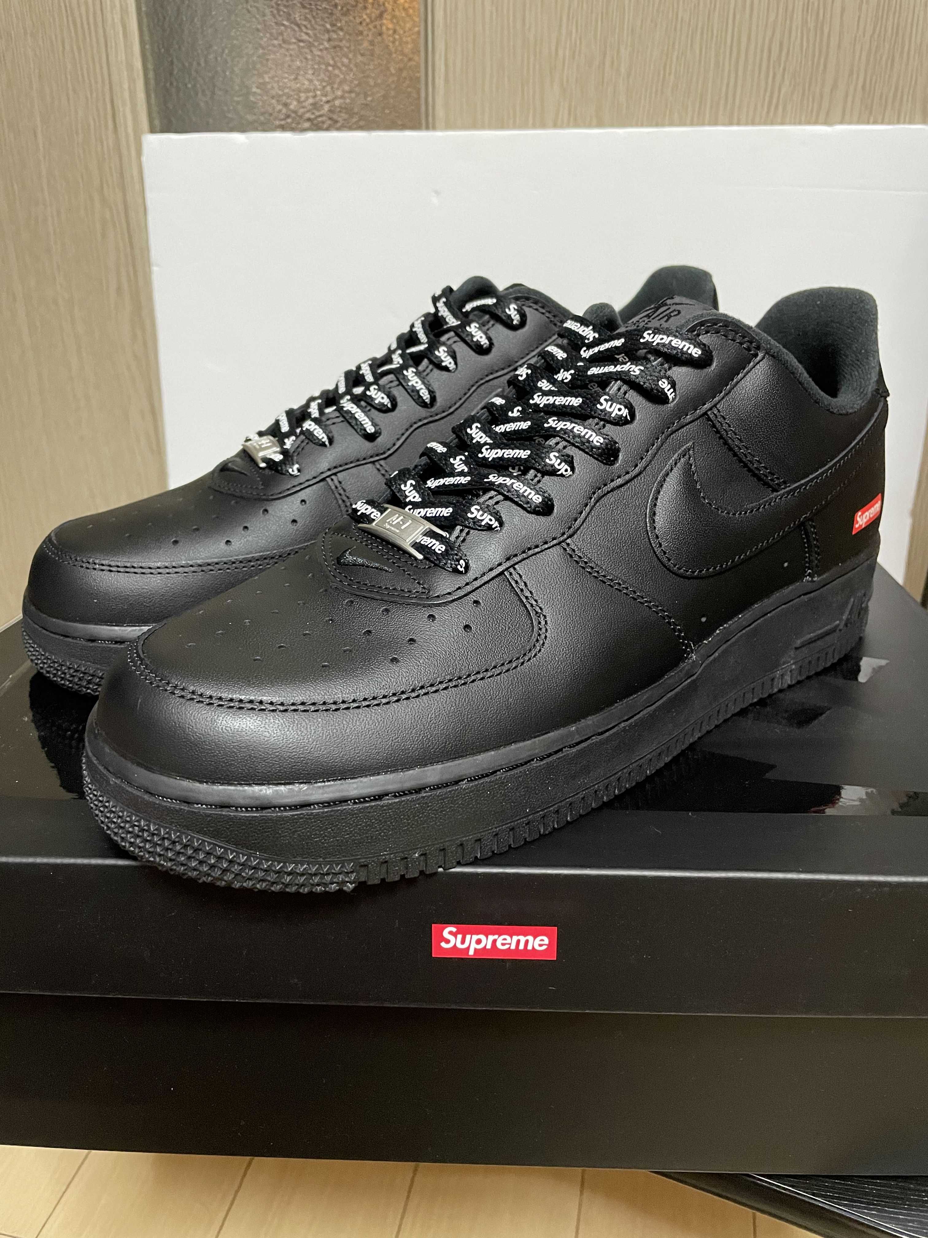 Supreme × Nike Air Force 1 Low "Black"