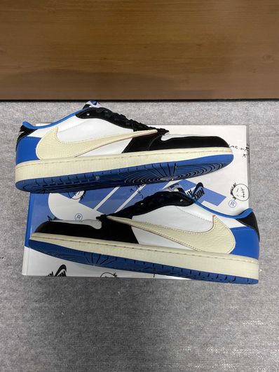 Travis Scott × fragment design × Nike Air Jordan 1 Low OG SP "Military Blue"
