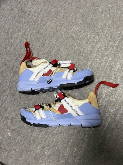 TOM SACHS × NIKE MARSYARD OVERSHOE "WHITE/LIGHT BLUE"