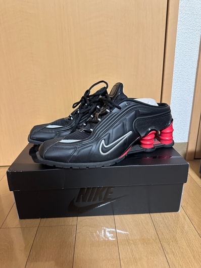 Martine Rose × Nike Women's Shox MR4 "Black/Metallic Silver Comet Red"