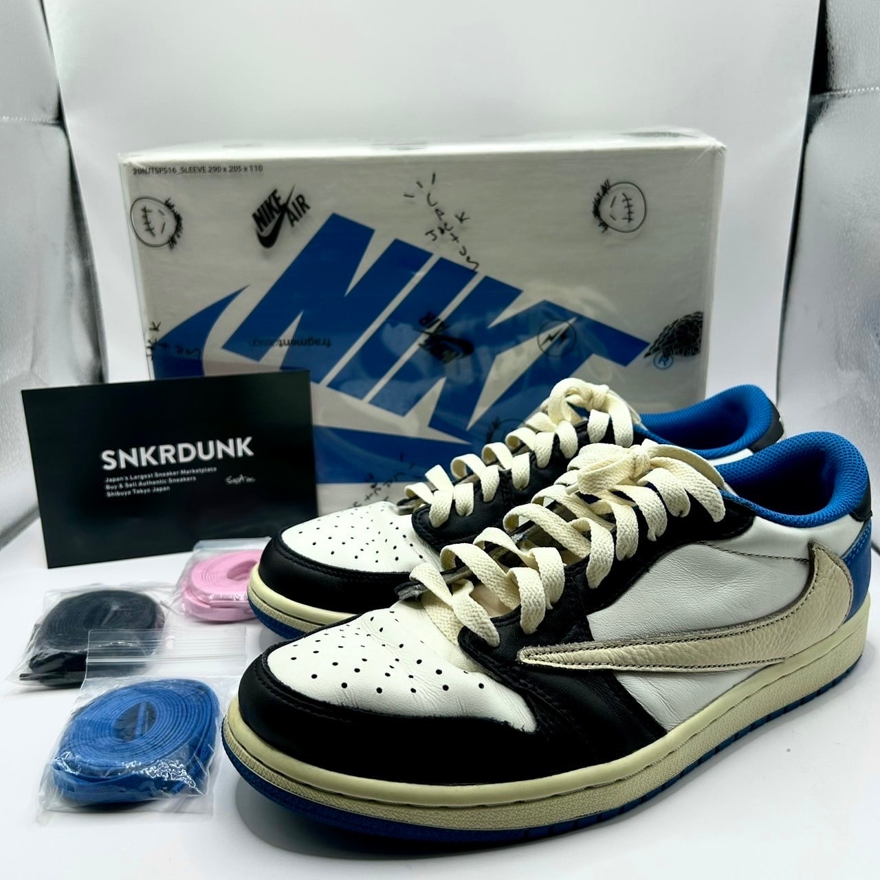 トラヴィススコット × フラグメントデザイン × ナイキ エアジョーダン1 ロー OG SP "ミリタリー ブルー"