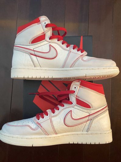 Nike Air Jordan 1 Retro High OG "Sail/University Red"
