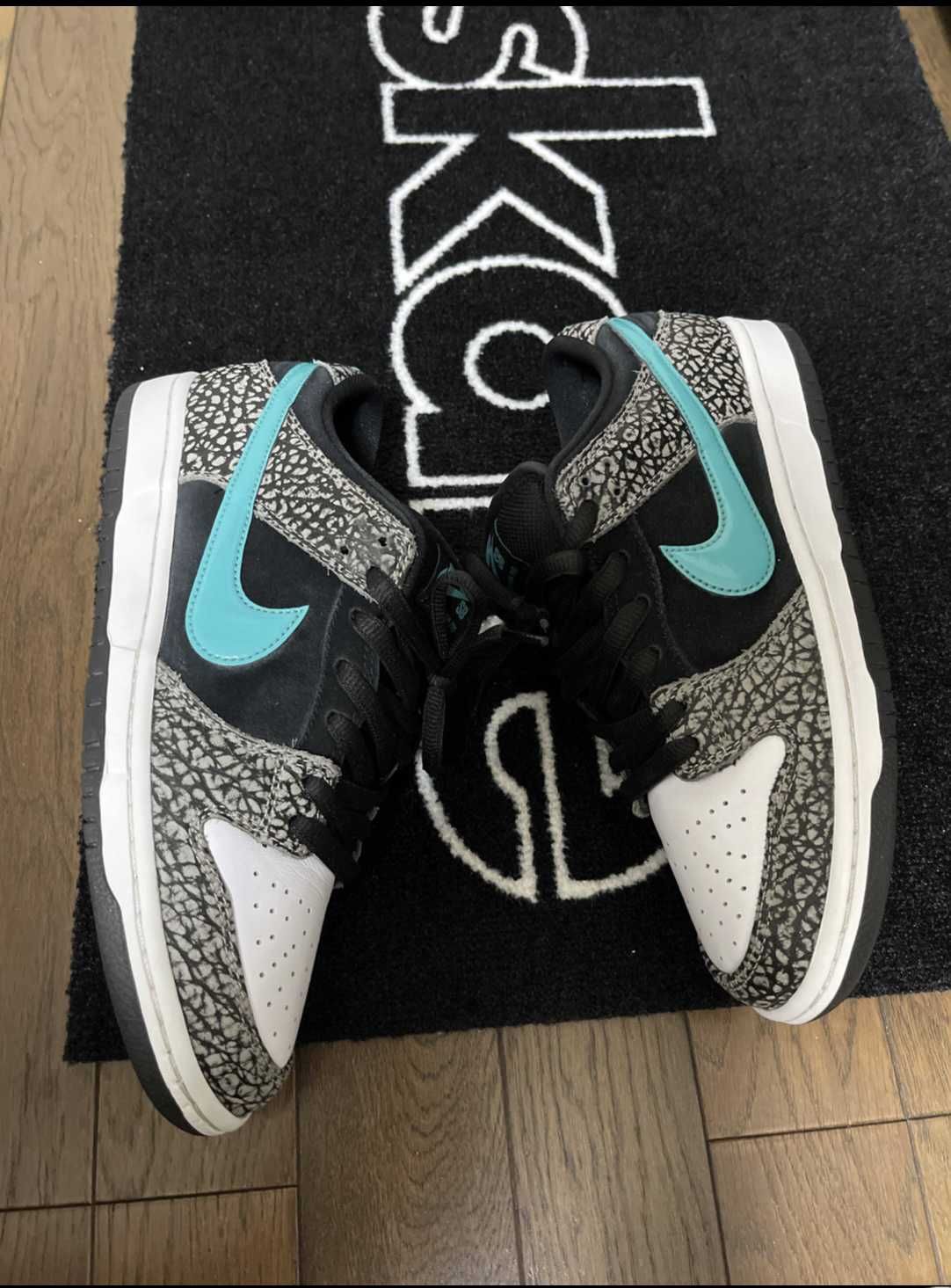 Nike SB Dunk Low "Elephant/Safari"