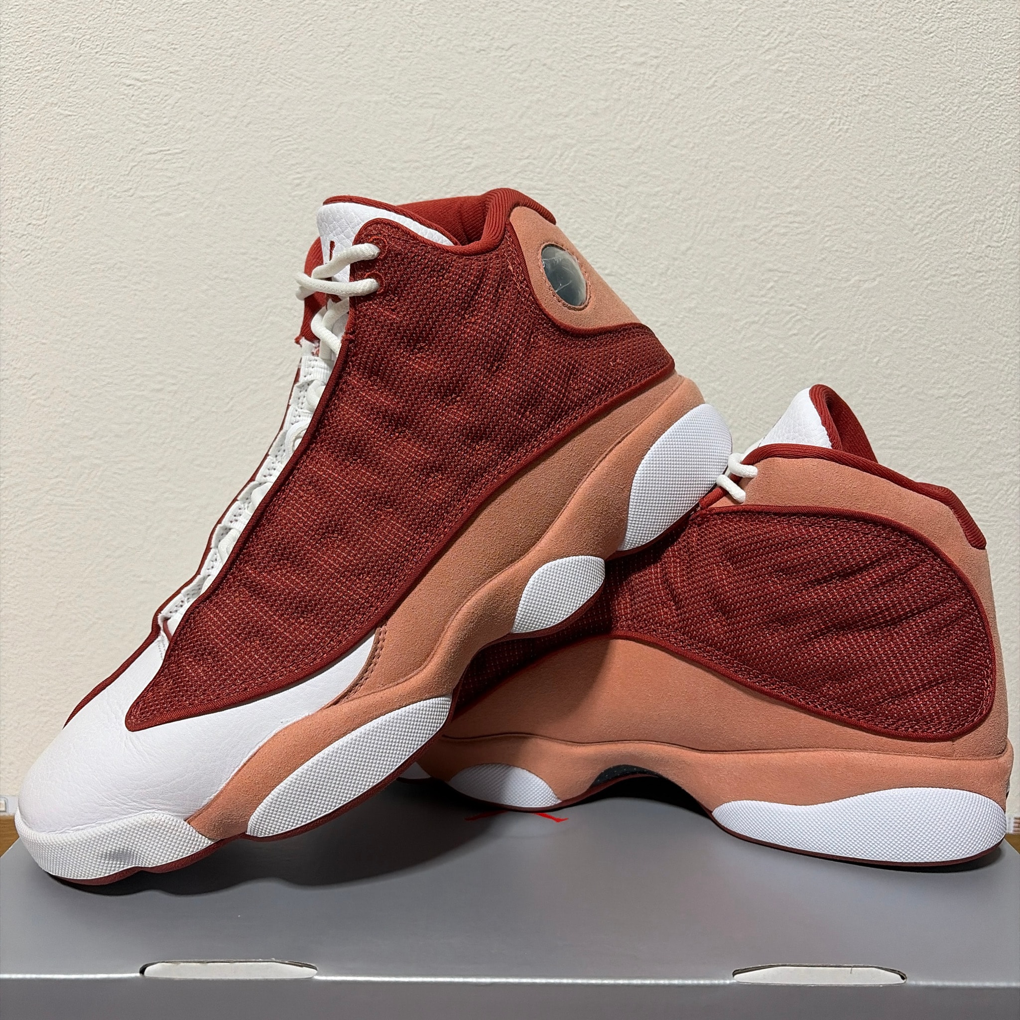 Nike Air Jordan 13 Retro "Dune Red"