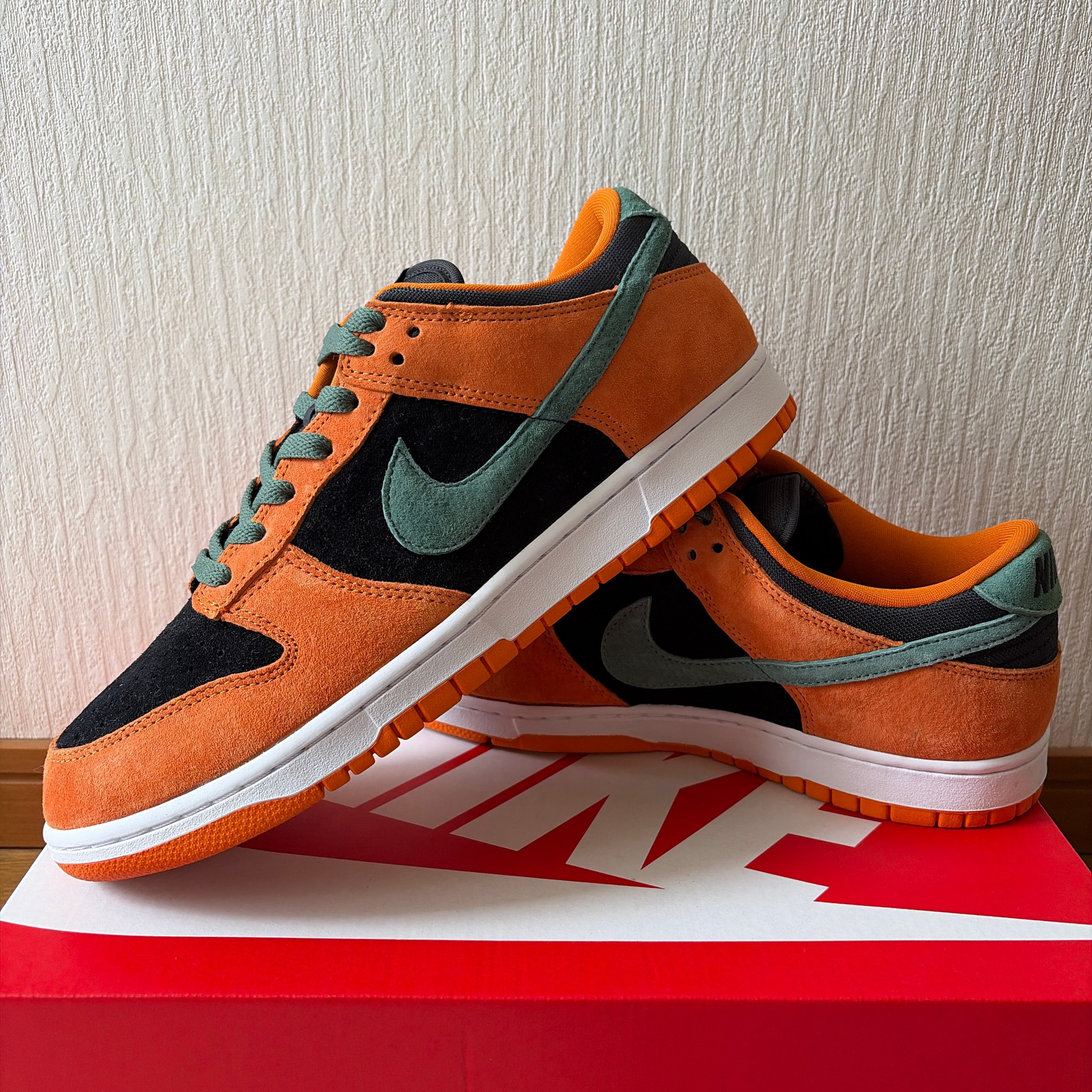 Nike Dunk Low SP "Ceramic/Ugly Duckling Pack"