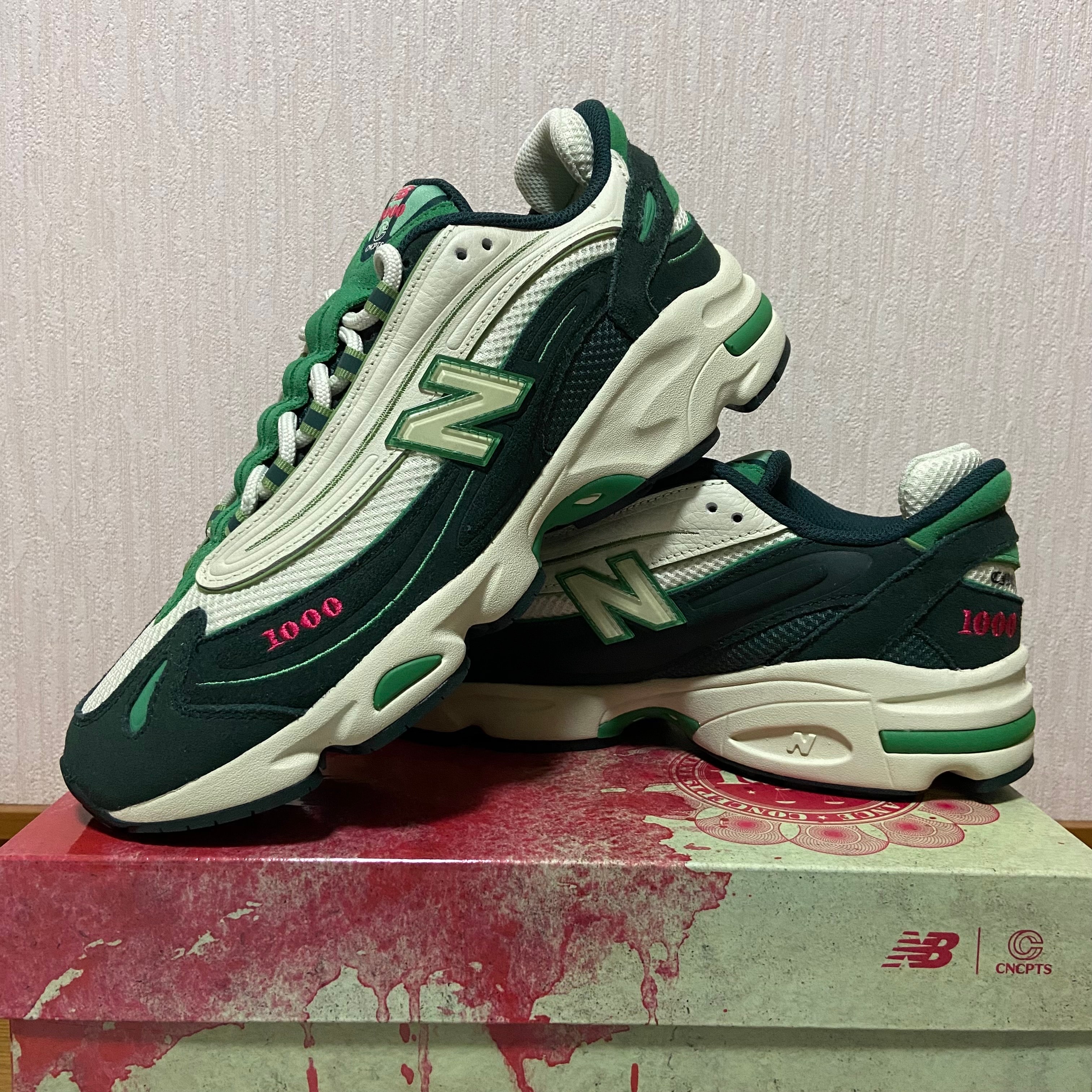 コンセプツ × ニューバランス 1000 "マイル"