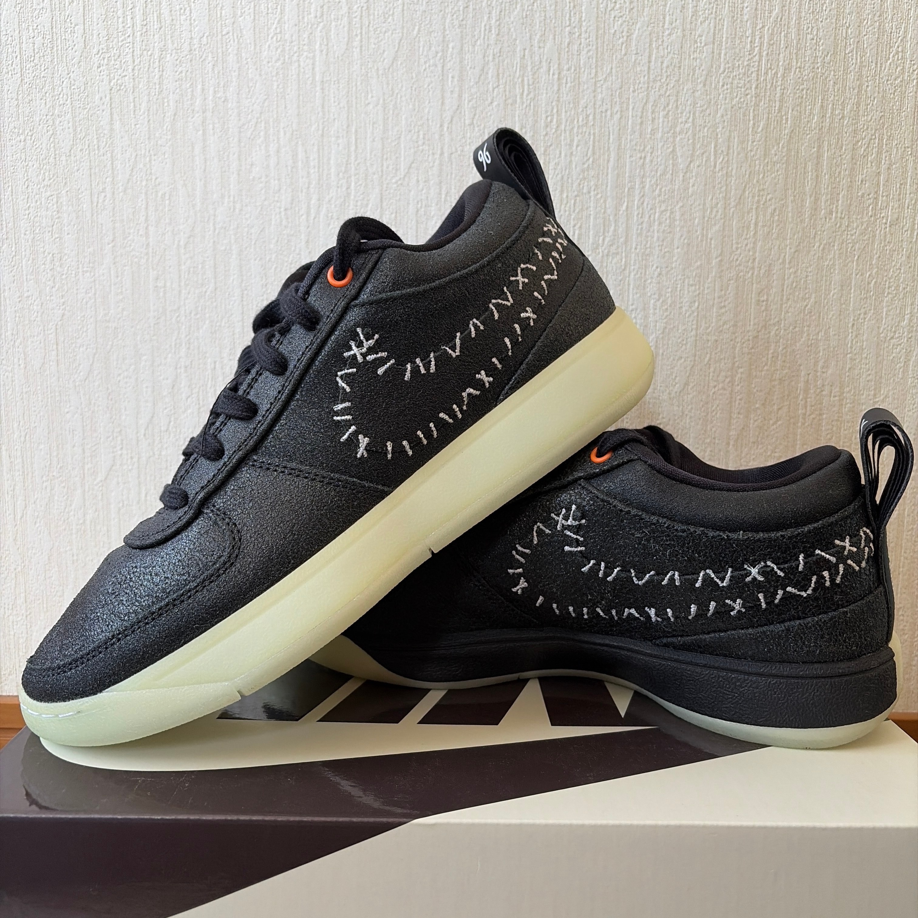 Nike Book 1 "Halloween" (FJ4249-003/FJ4250-003)