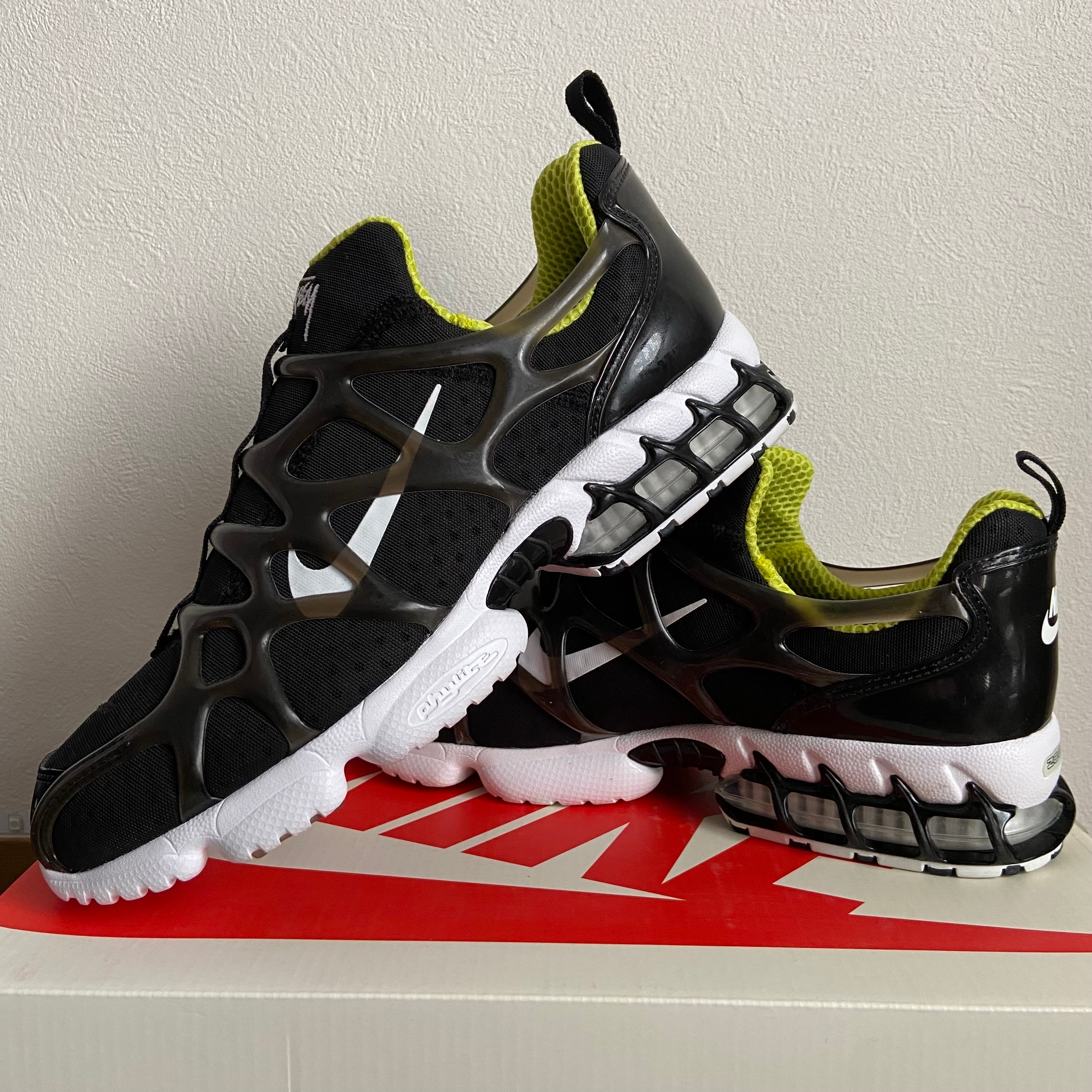 Stussy x Nike Air Zoom Kukini "Black/White/Bright Cactus"