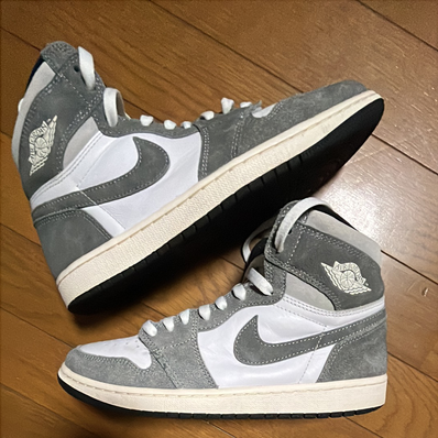 Nike Air Jordan 1 Retro High OG "Black and Smoke Grey"