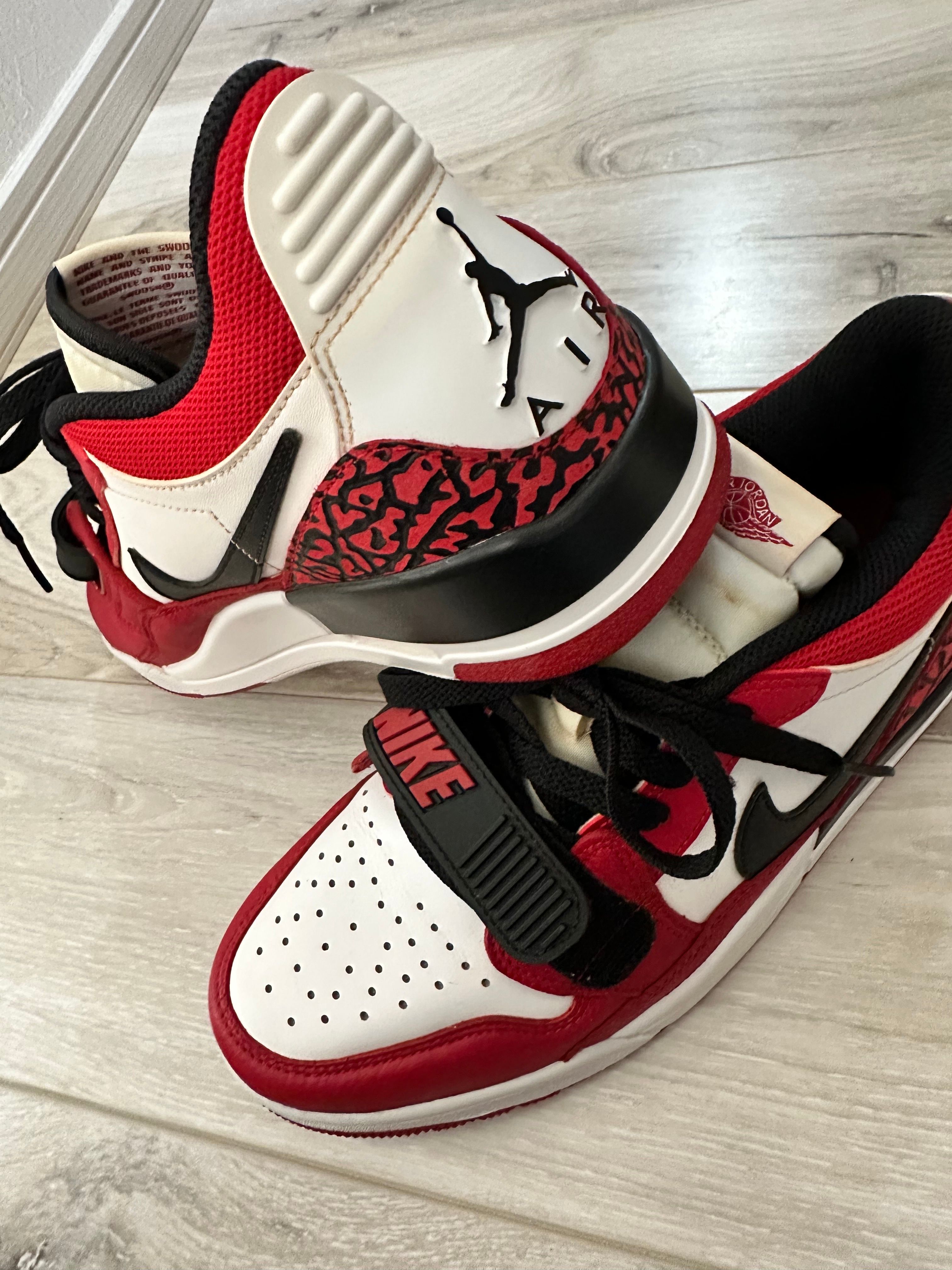 Nike Jordan Legacy 312 Low "Chicago"