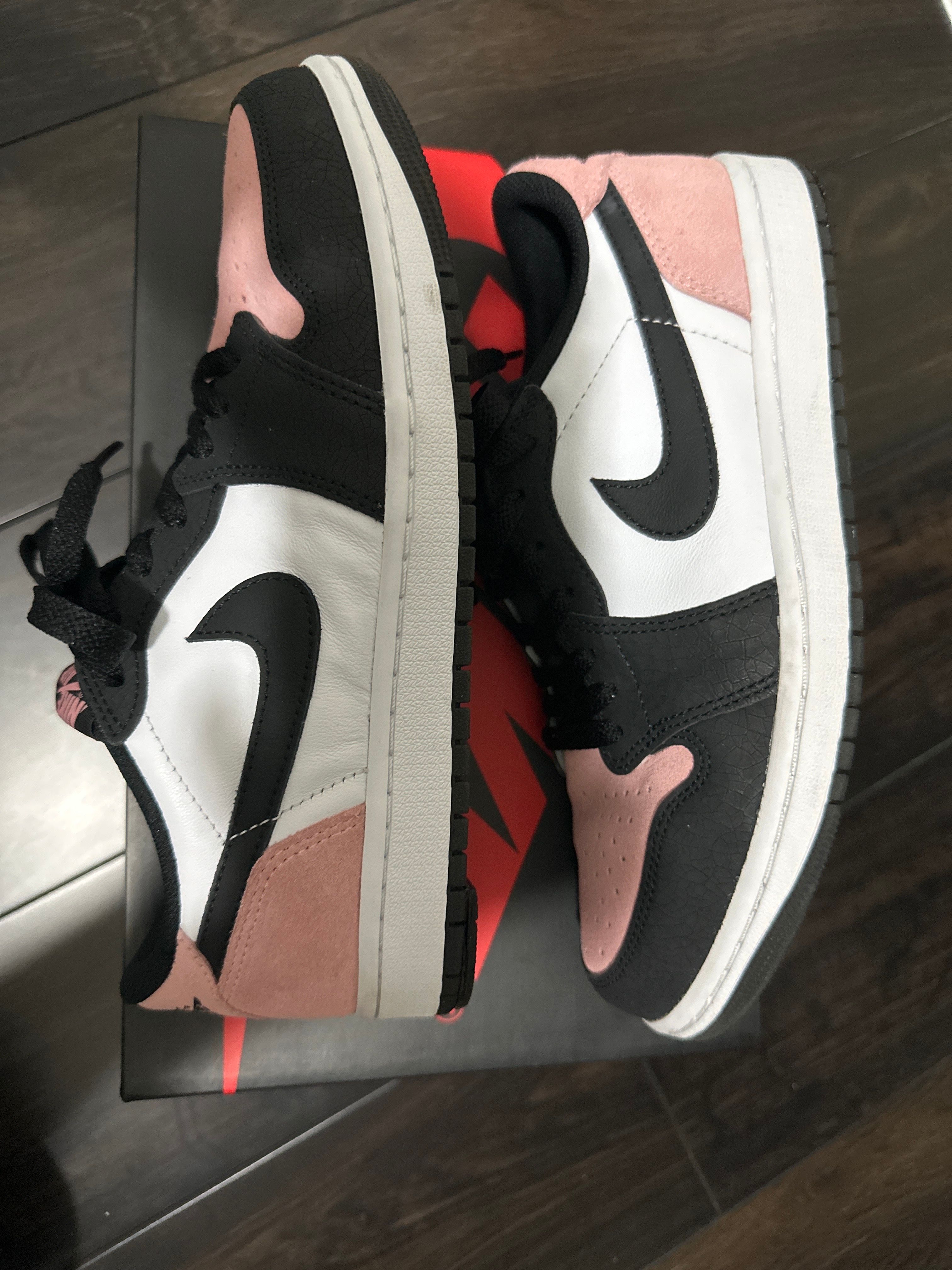 Nike Air Jordan 1 Low OG "Bleached Coral"