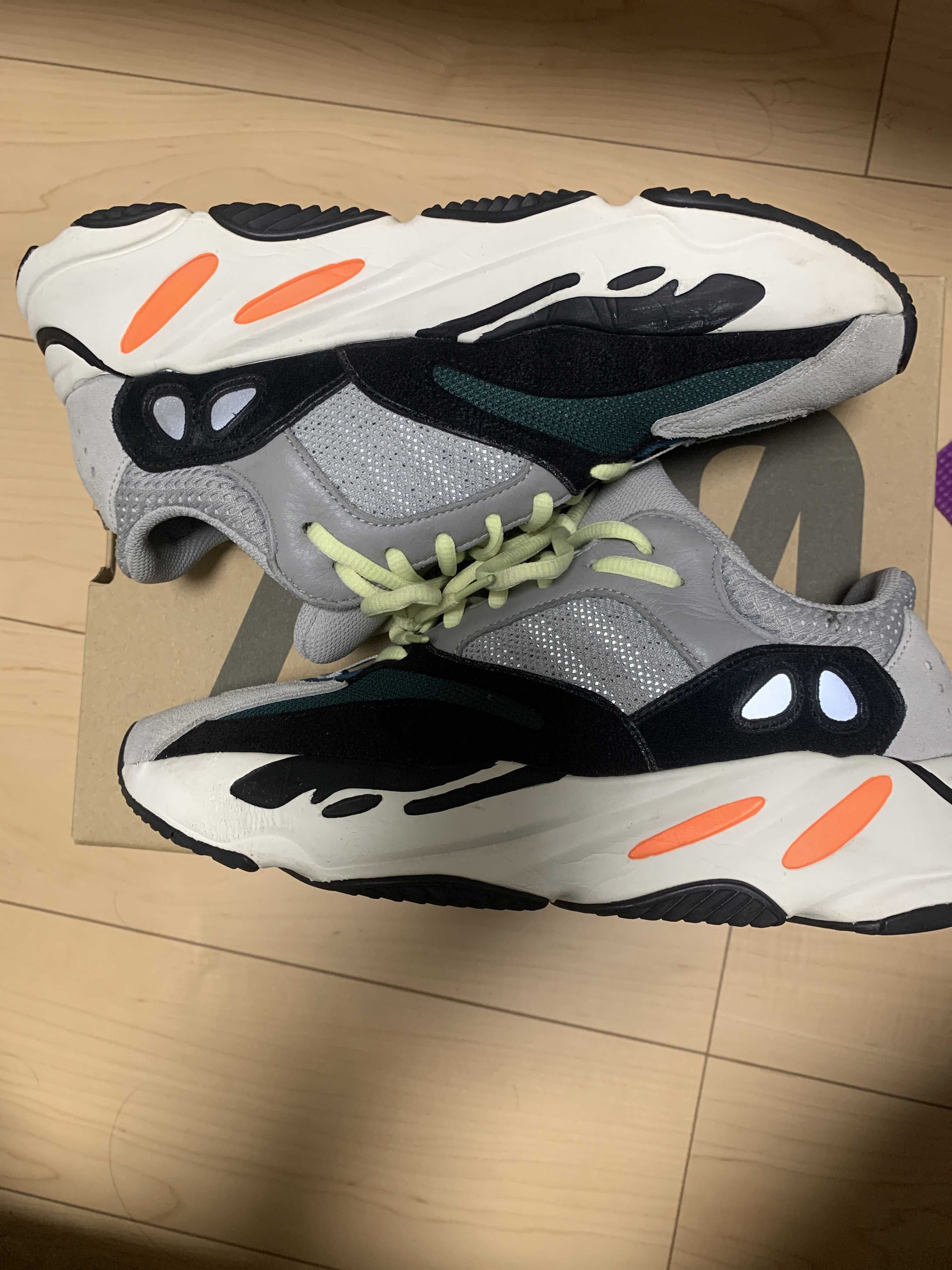adidas YEEZY Boost 700 "Wave Runner"