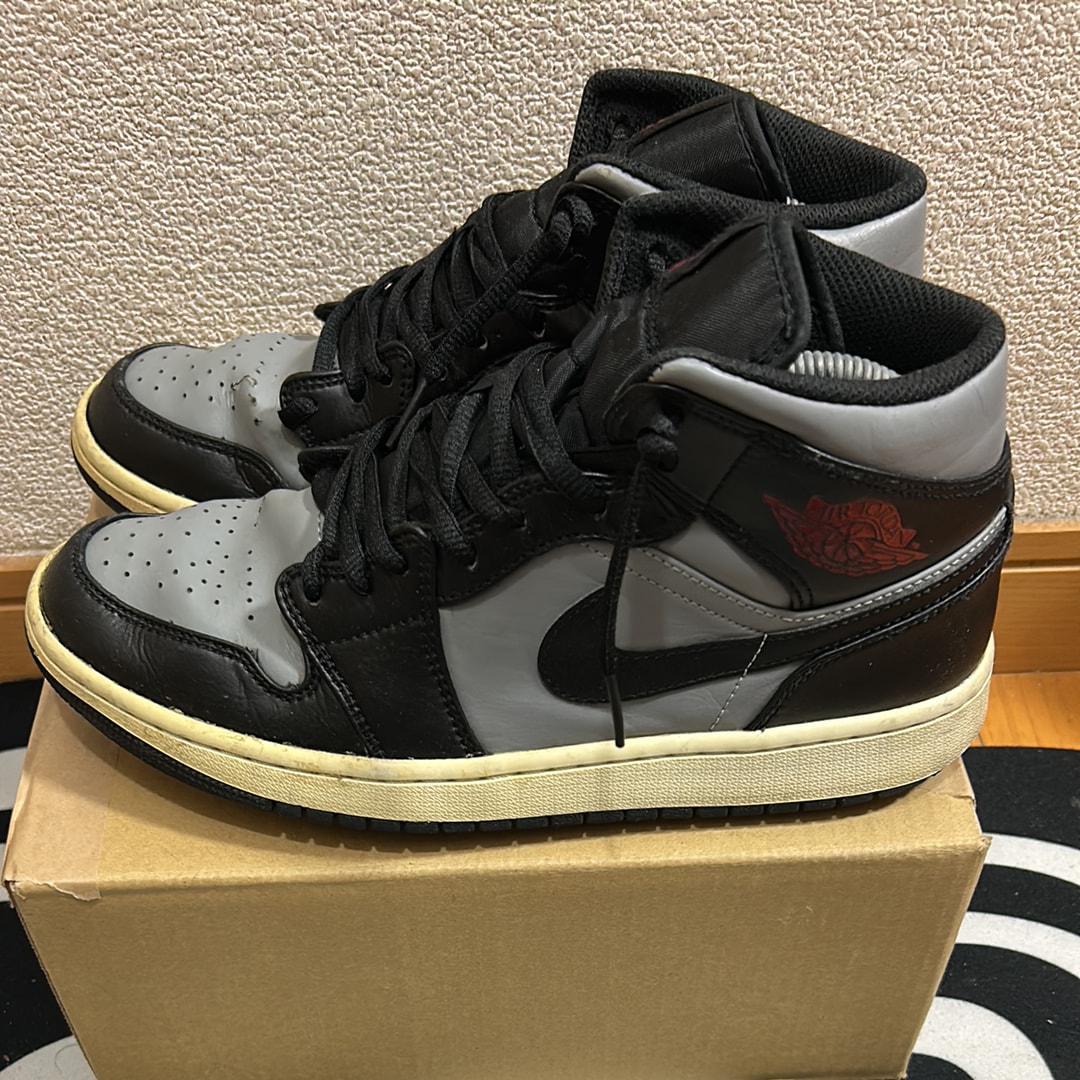 Nike Air Jordan 1 Mid "Shadow"