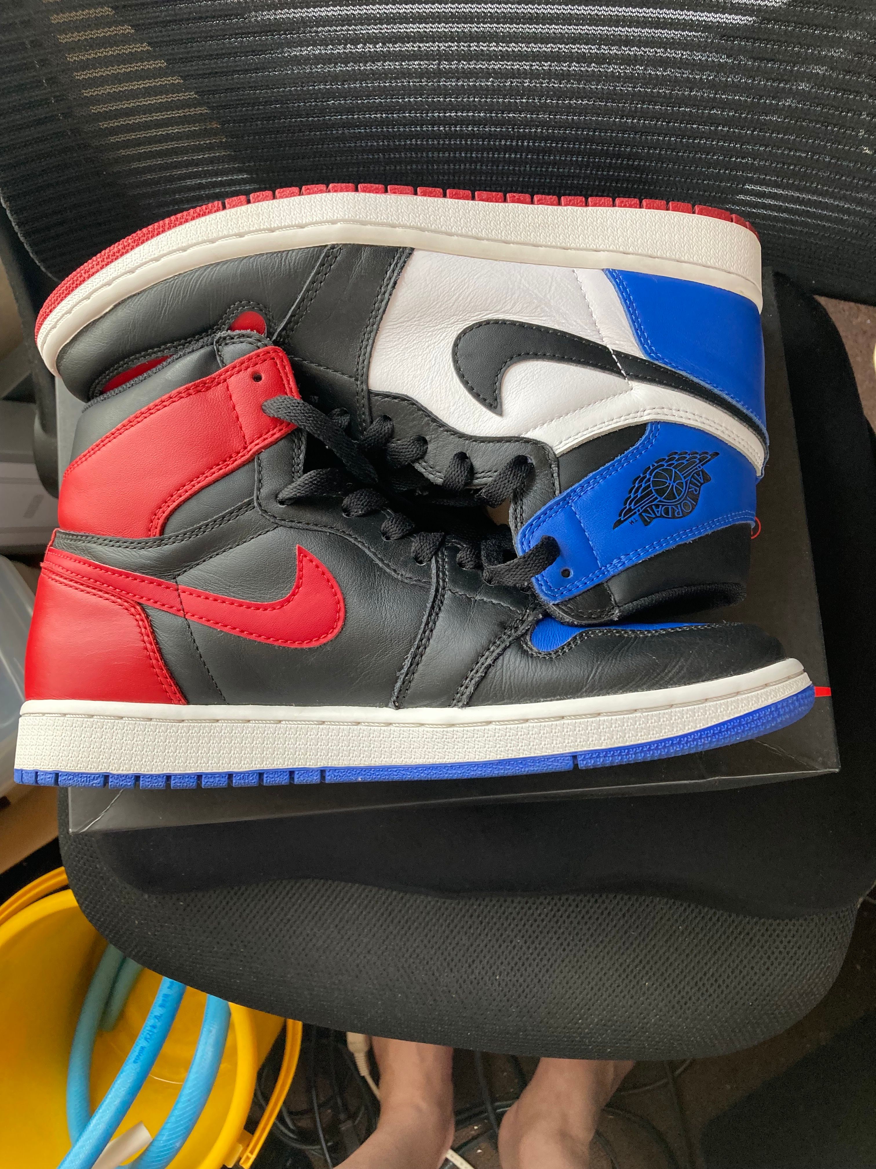 Nike Air Jordan 1 Retro High "Top 3"