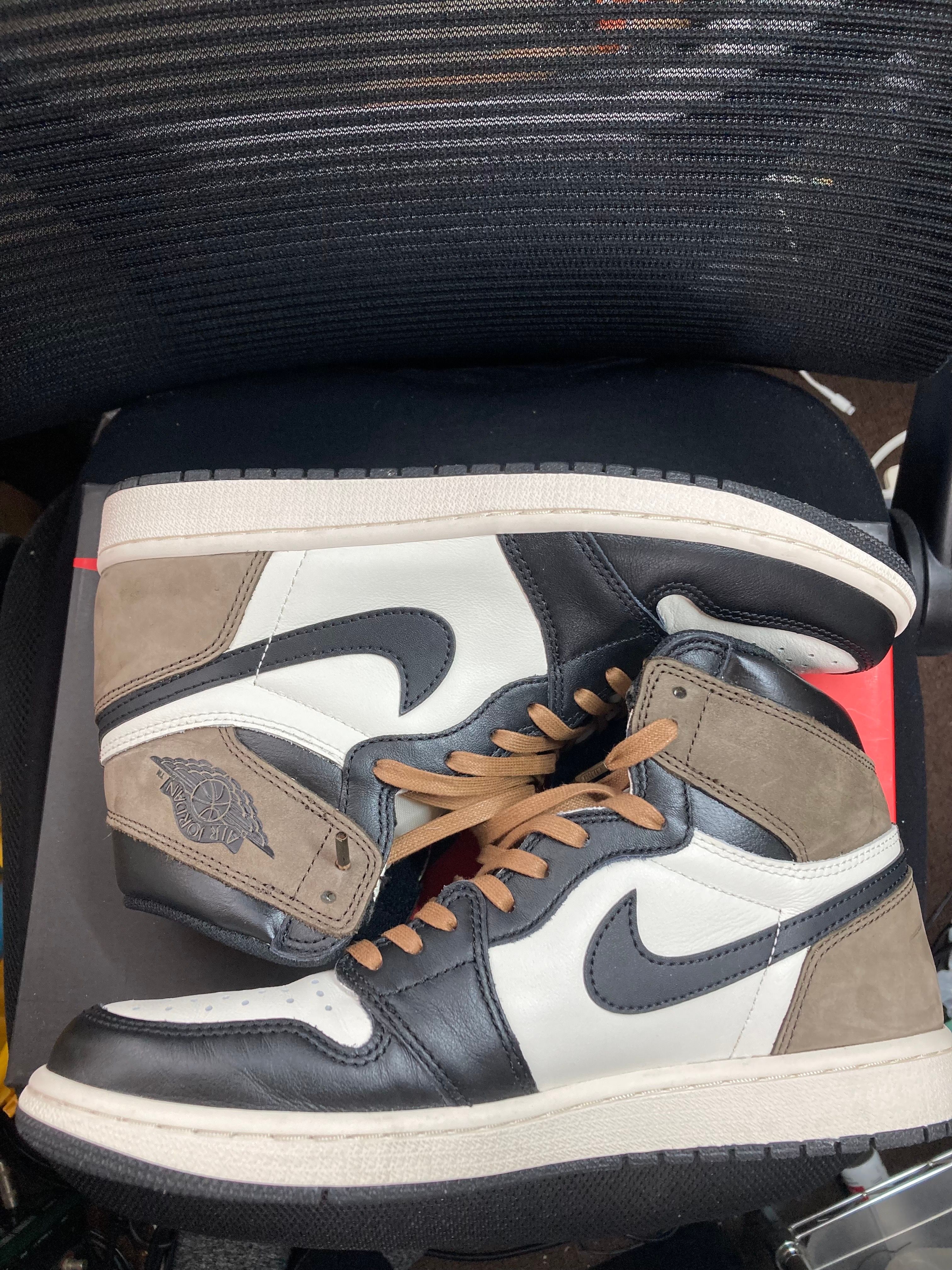 Nike Air Jordan 1 High OG "Sail/Dark Mocha/Black"